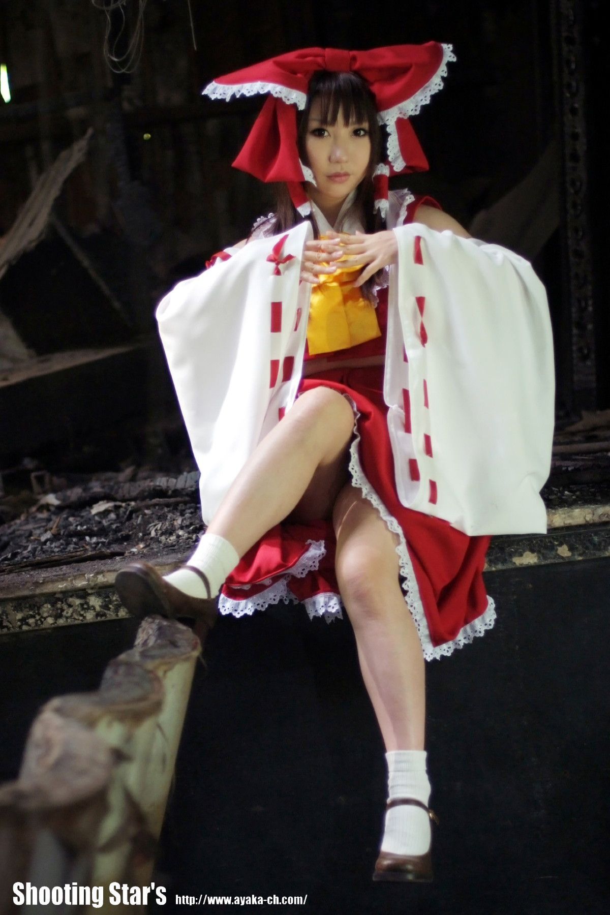 绫香サク 《東方Project》博麗霊夢 Reimu Hakurei