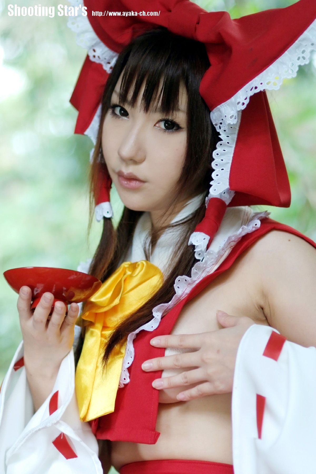 绫香サク 《東方Project》博麗霊夢 Reimu Hakurei