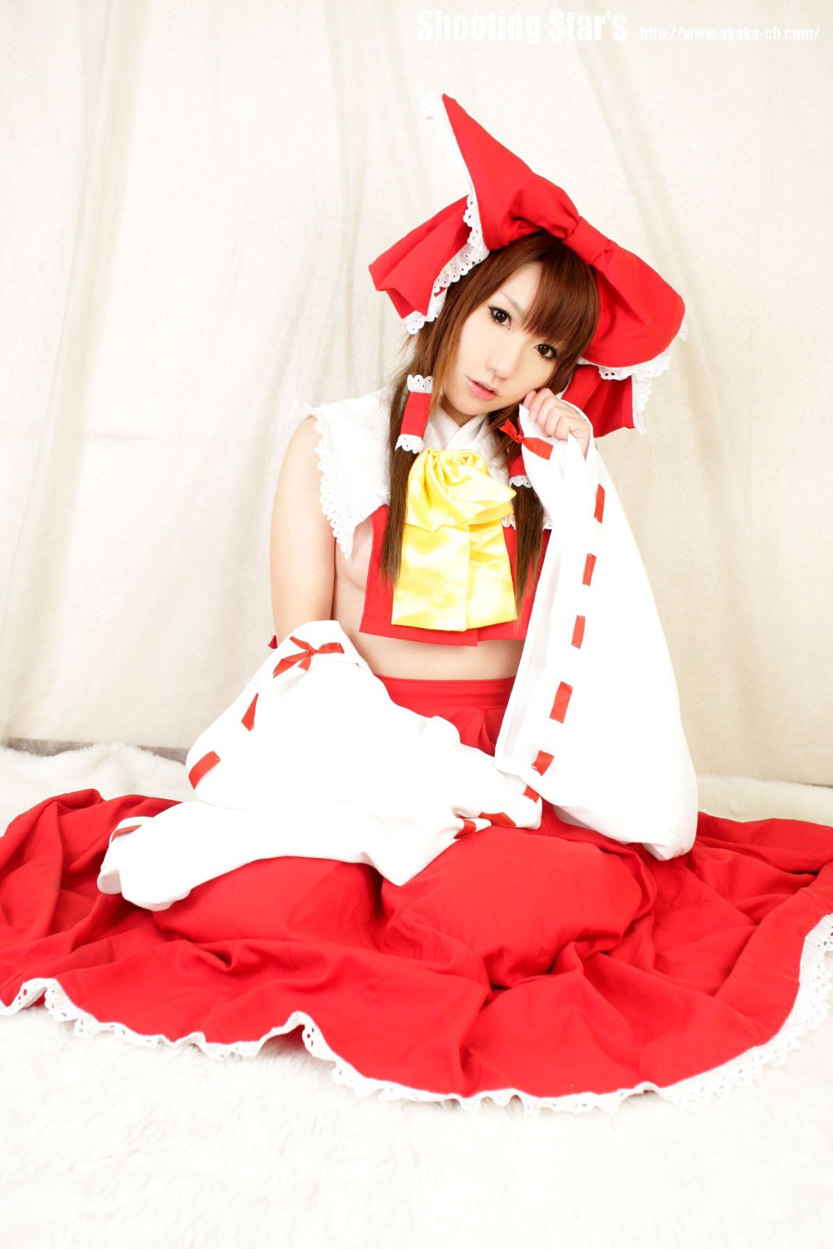 绫香サク 《東方Project》博麗霊夢 Reimu Hakurei