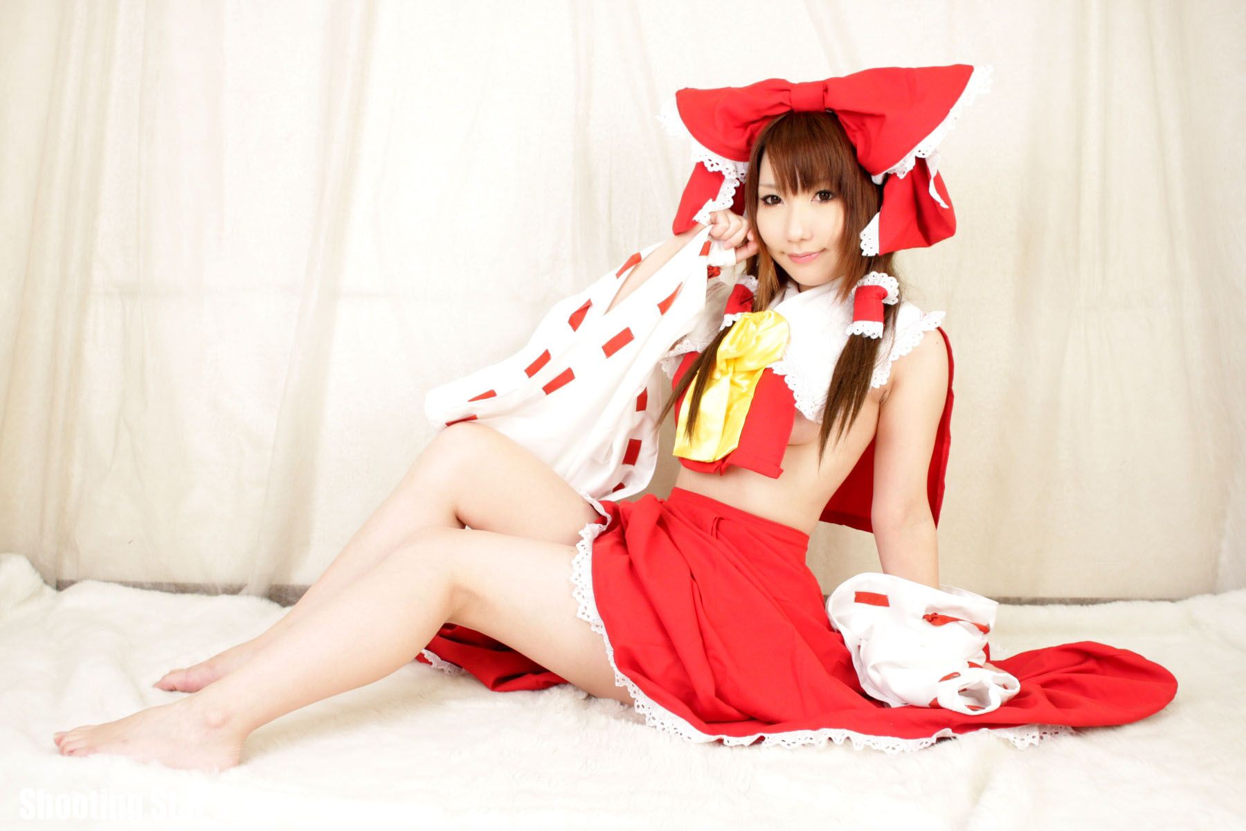 绫香サク 《東方Project》博麗霊夢 Reimu Hakurei