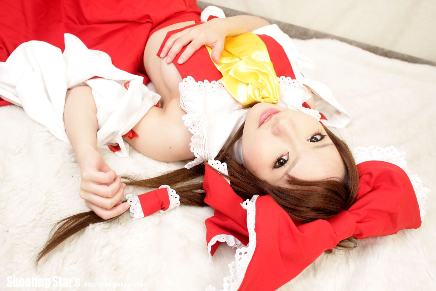 绫香サク 《東方Project》博麗霊夢 Reimu Hakurei