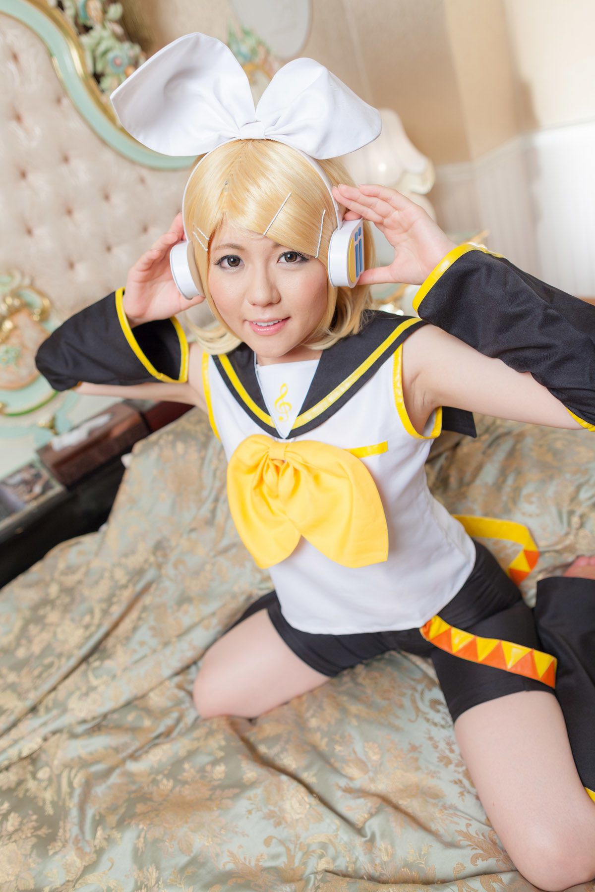 荒木まい (Araki Mai) 《VOCALOID》Kagamine Rin(鏡音リン) [@factory]