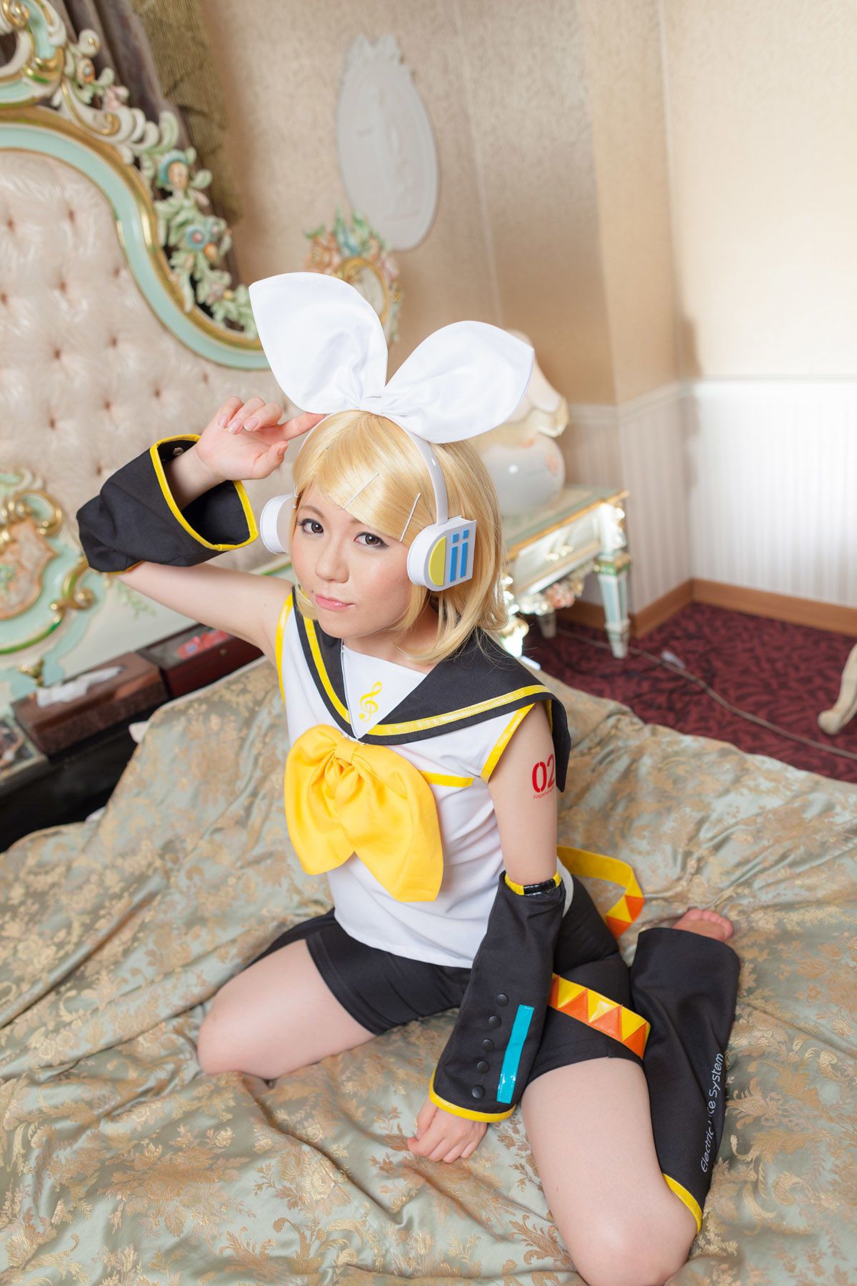 荒木まい (Araki Mai) 《VOCALOID》Kagamine Rin(鏡音リン) [@factory]