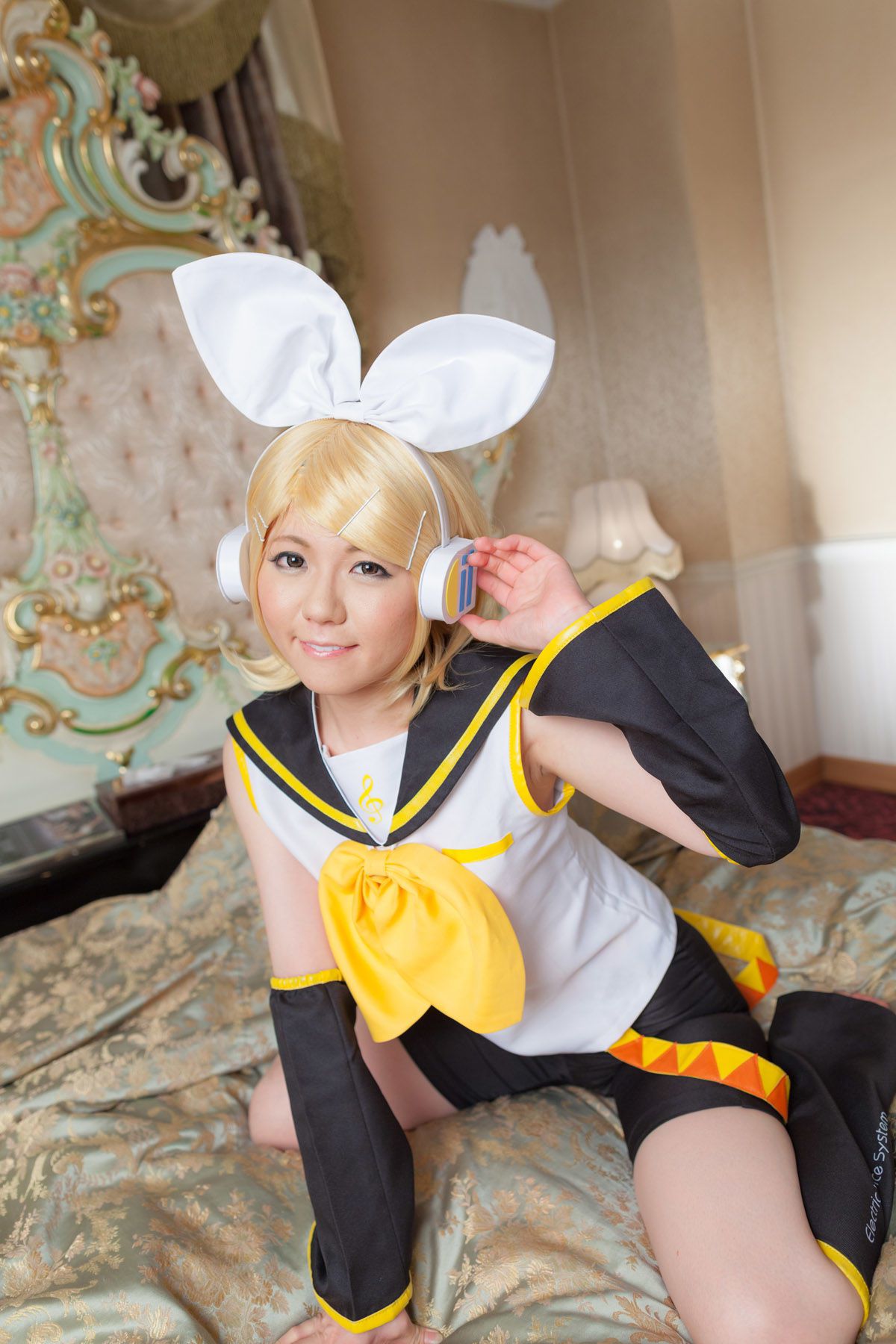 荒木まい (Araki Mai) 《VOCALOID》Kagamine Rin(鏡音リン) [@factory]