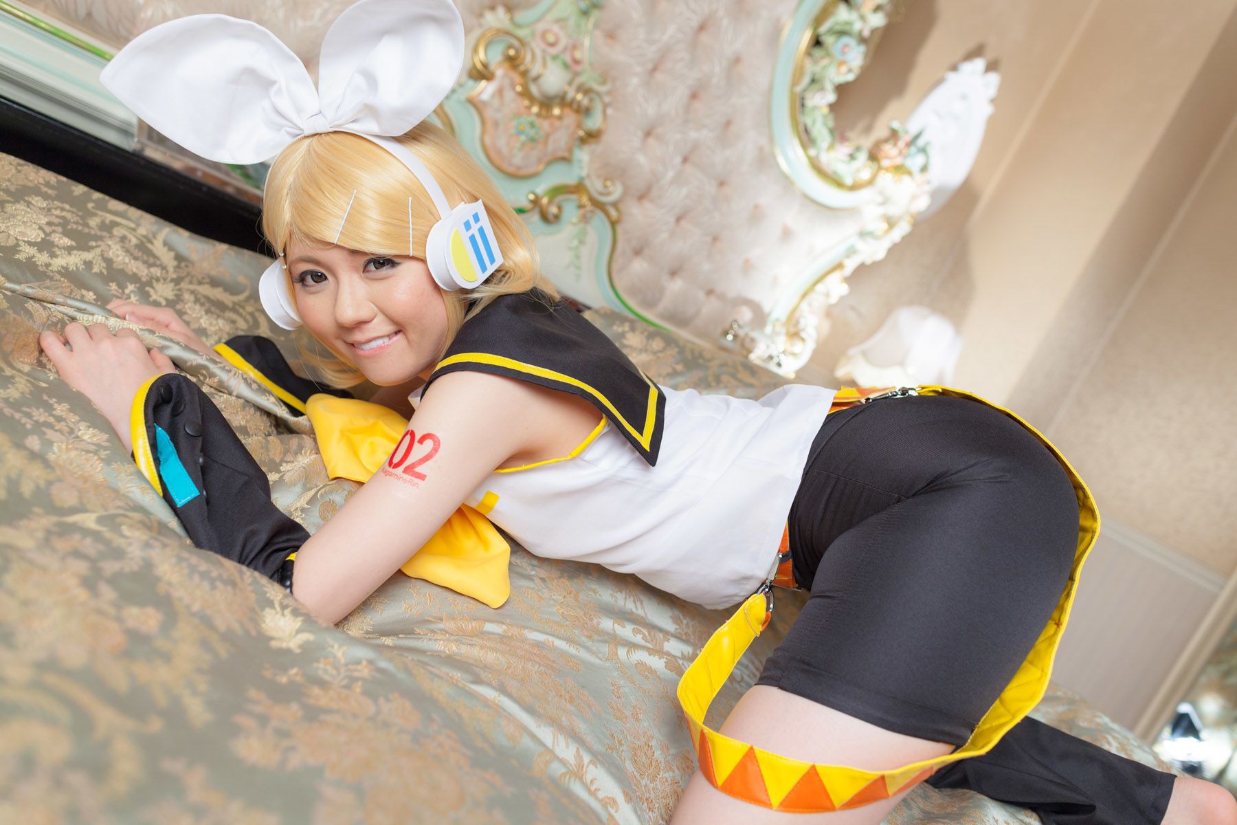 荒木まい (Araki Mai) 《VOCALOID》Kagamine Rin(鏡音リン) [@factory]