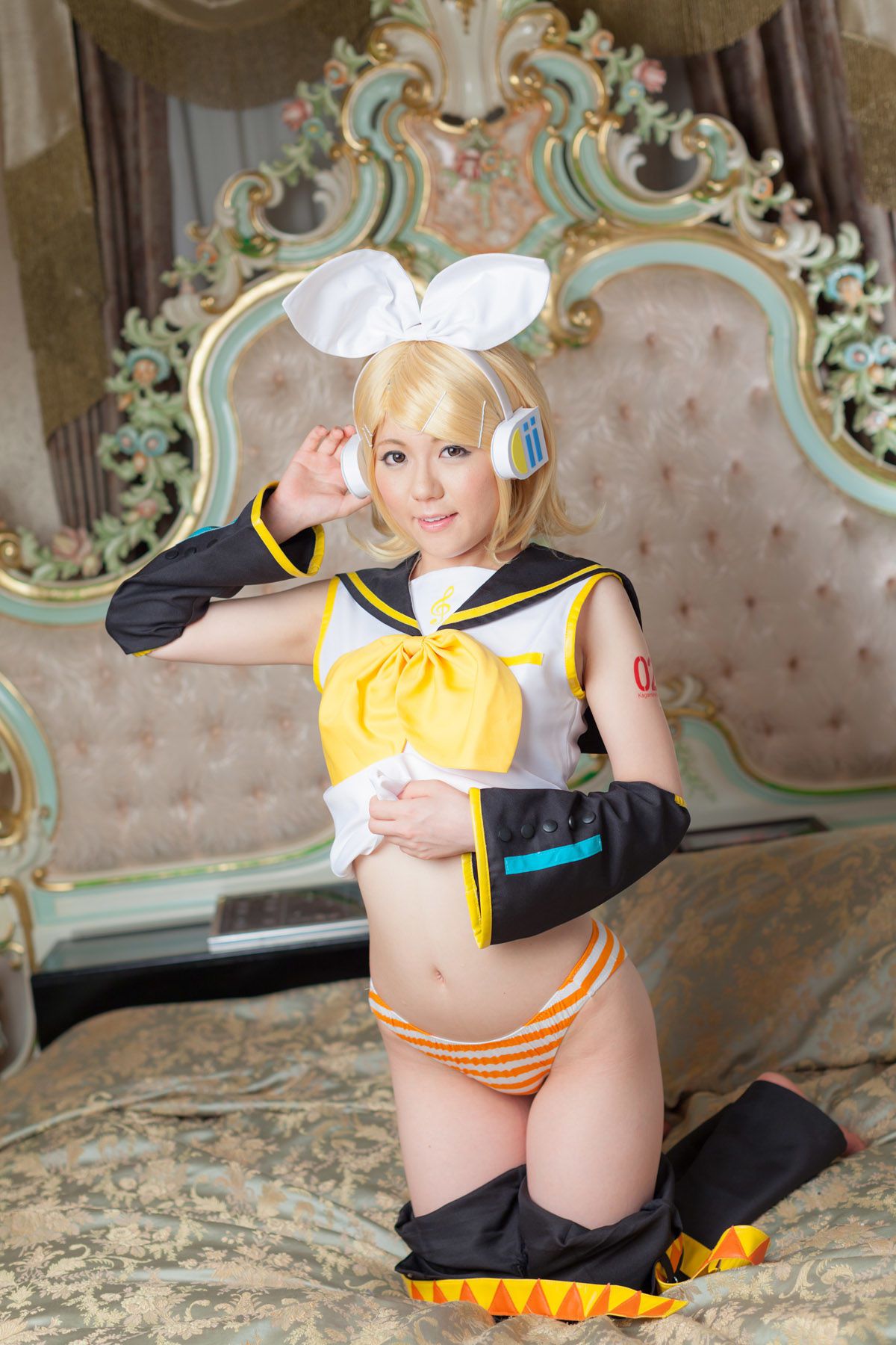 荒木まい (Araki Mai) 《VOCALOID》Kagamine Rin(鏡音リン) [@factory]