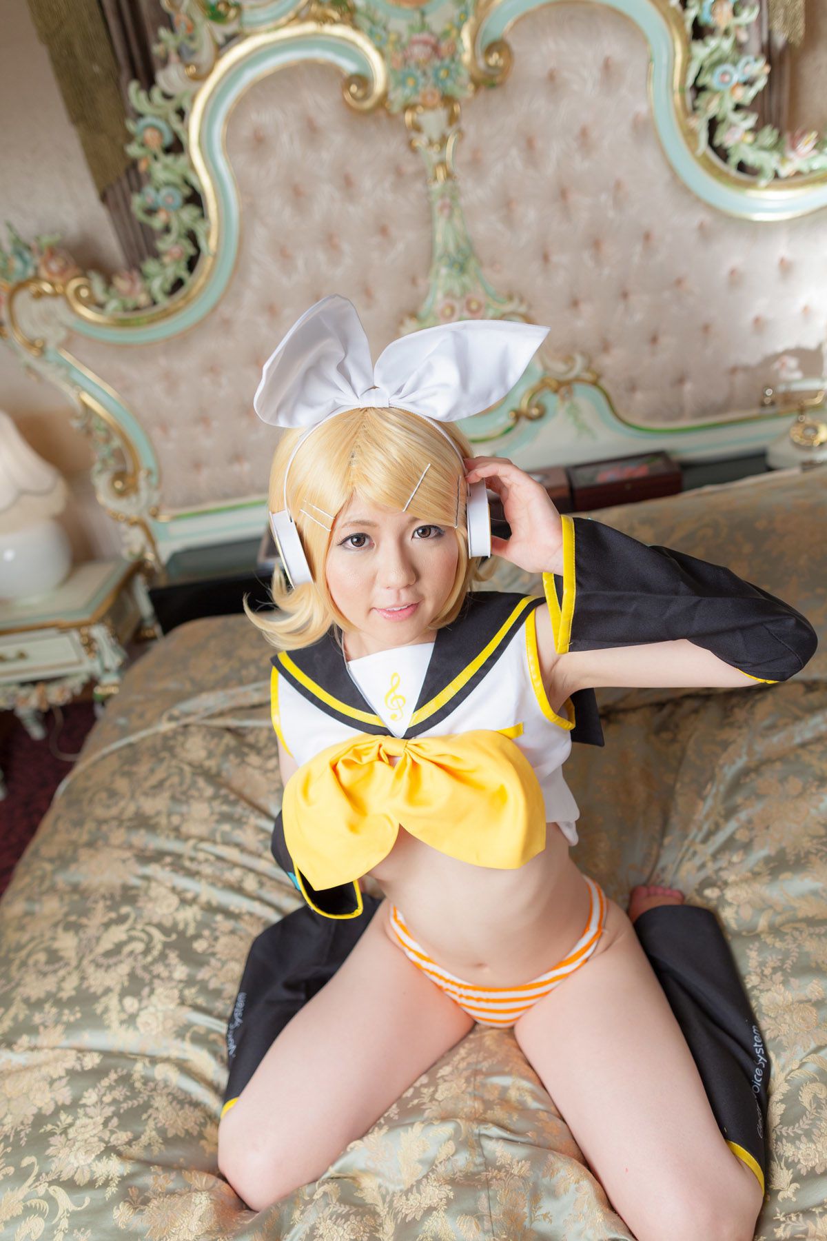 荒木まい (Araki Mai) 《VOCALOID》Kagamine Rin(鏡音リン) [@factory]
