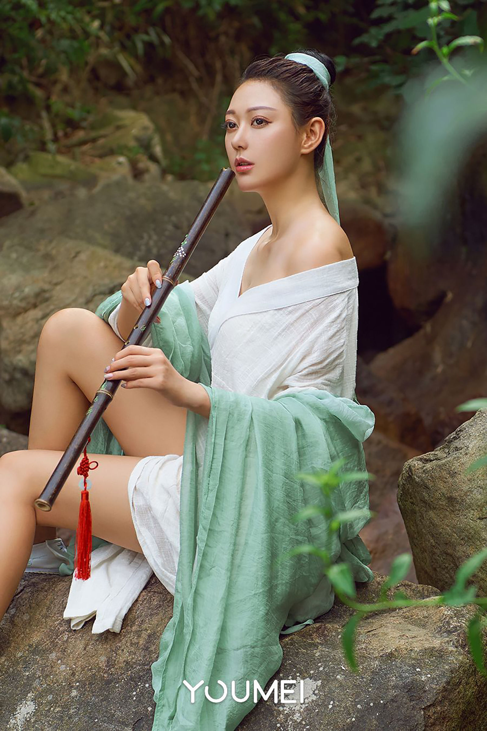 [尤美YouMei] Vol.048 尤美合辑 山中奇遇