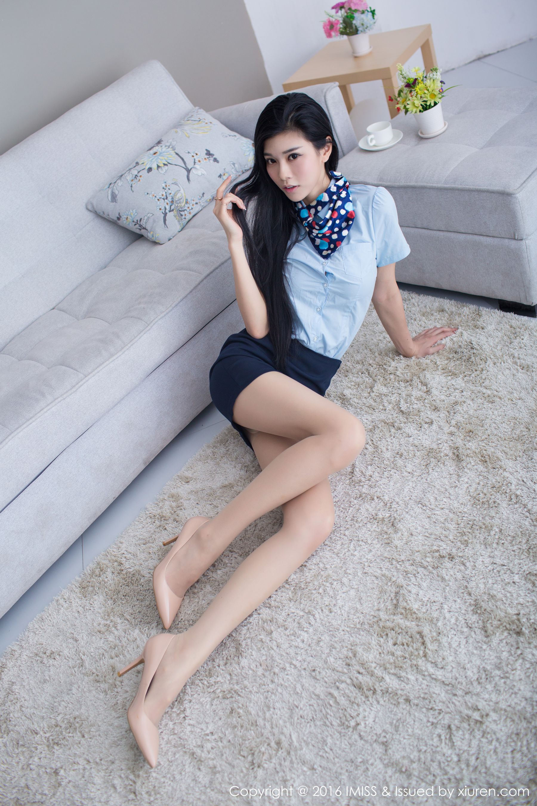 Panadol雅《女仆装+OL装》 [爱蜜社IMiss] Vol.099