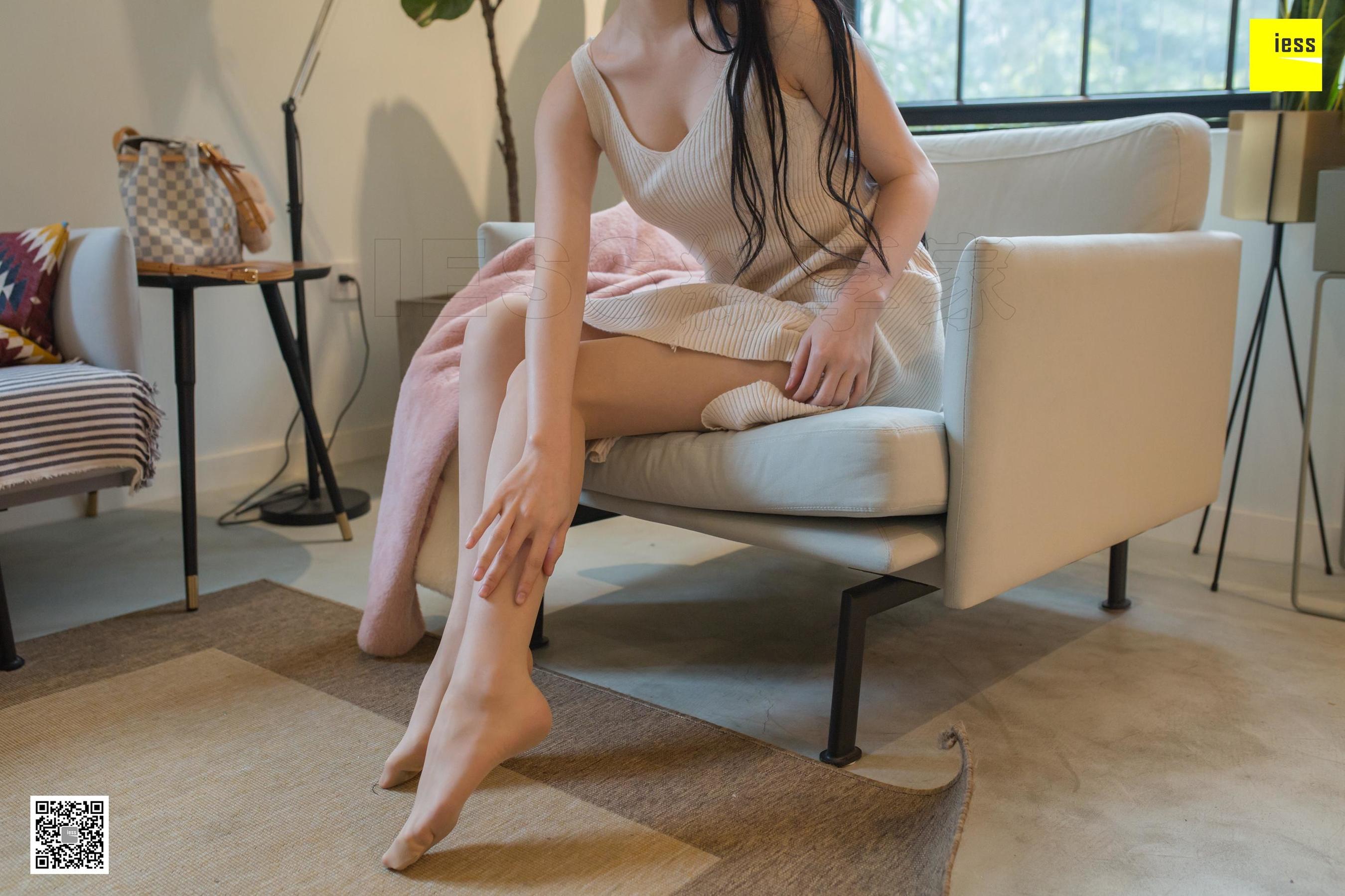 [异思趣向IESS] 模特 喵姐 《喵姐初八庆丰收》