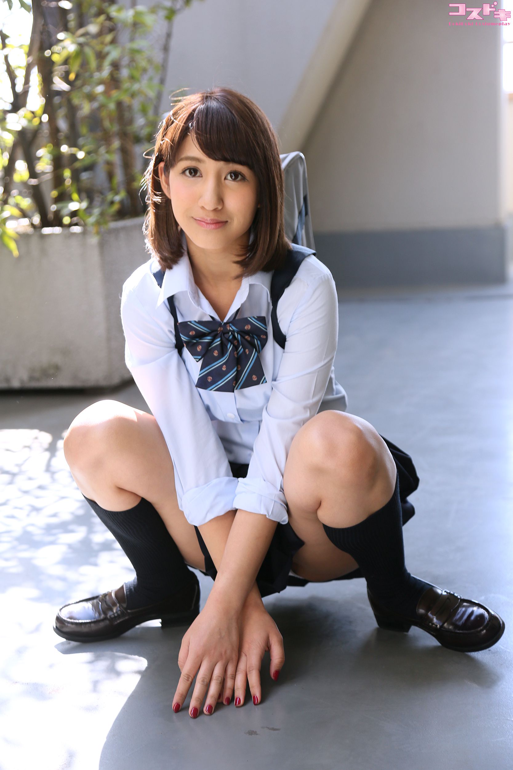 [Cosdoki] Amina Takashiro 高城アミナ takagiamina_pic_seifuku1