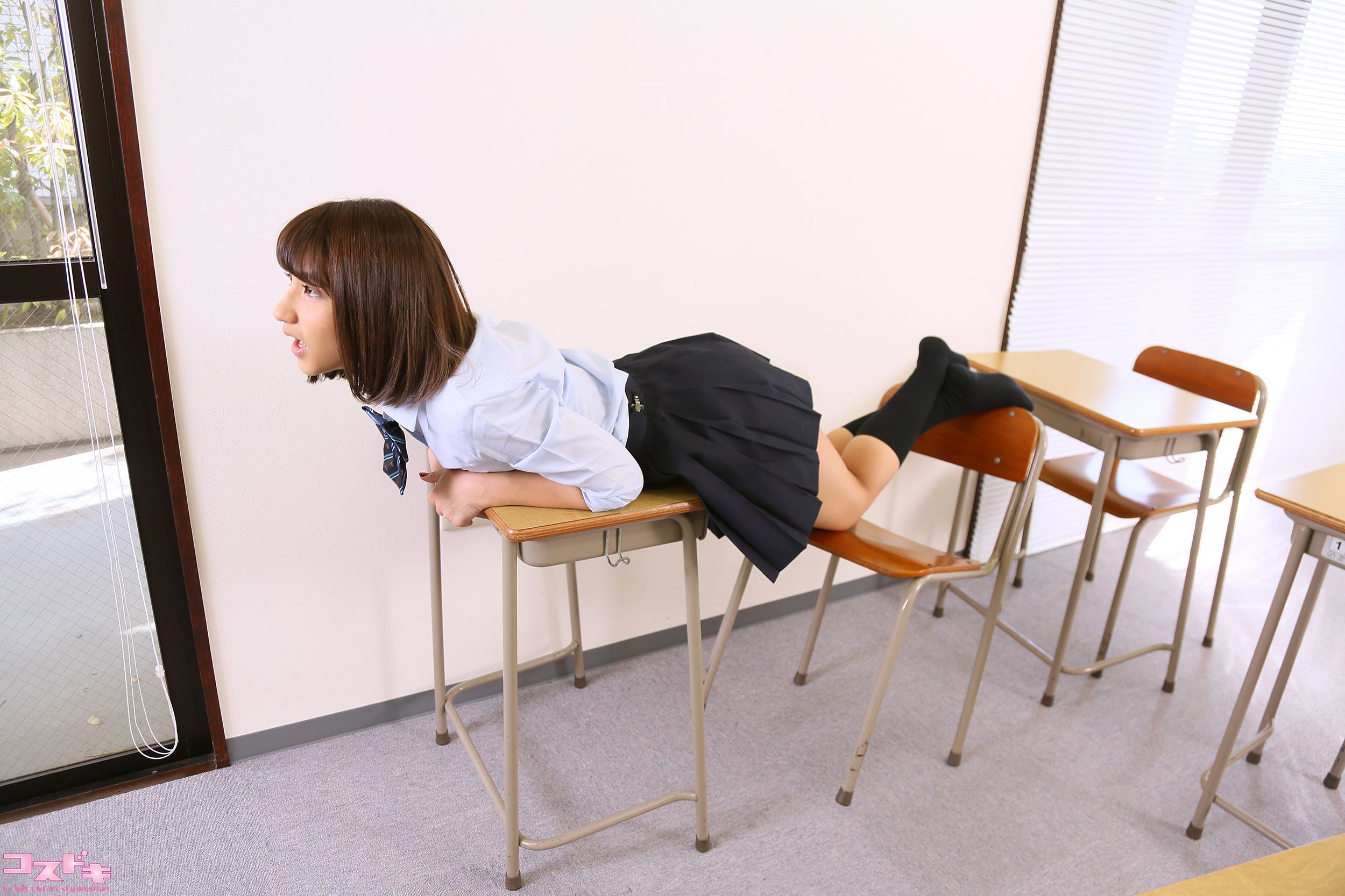 [Cosdoki] Amina Takashiro 高城アミナ takagiamina_pic_seifuku2+3