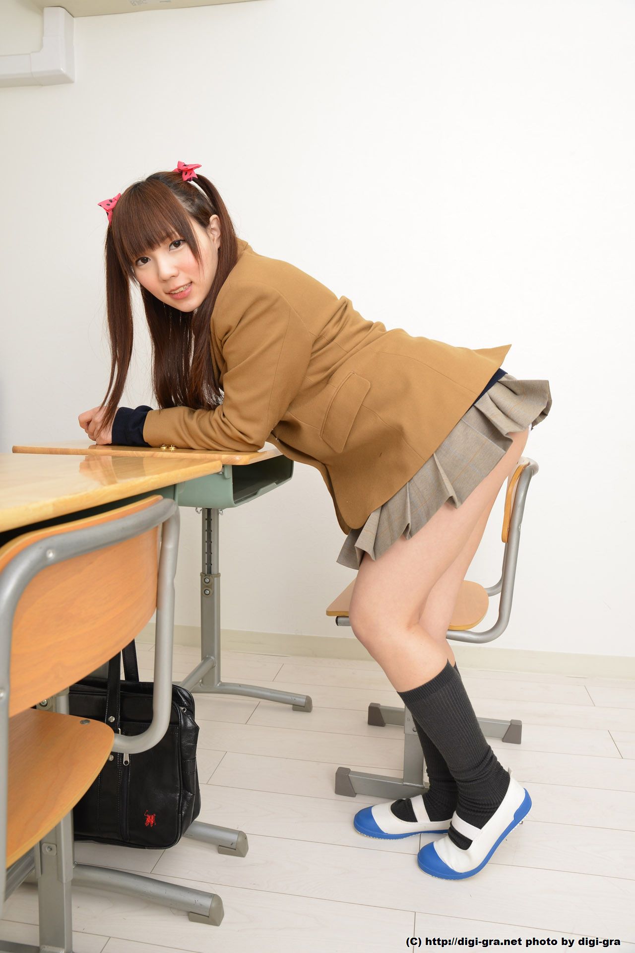 [Digi-Gra] Shiori Urano 浦野しおり Photoset 01
