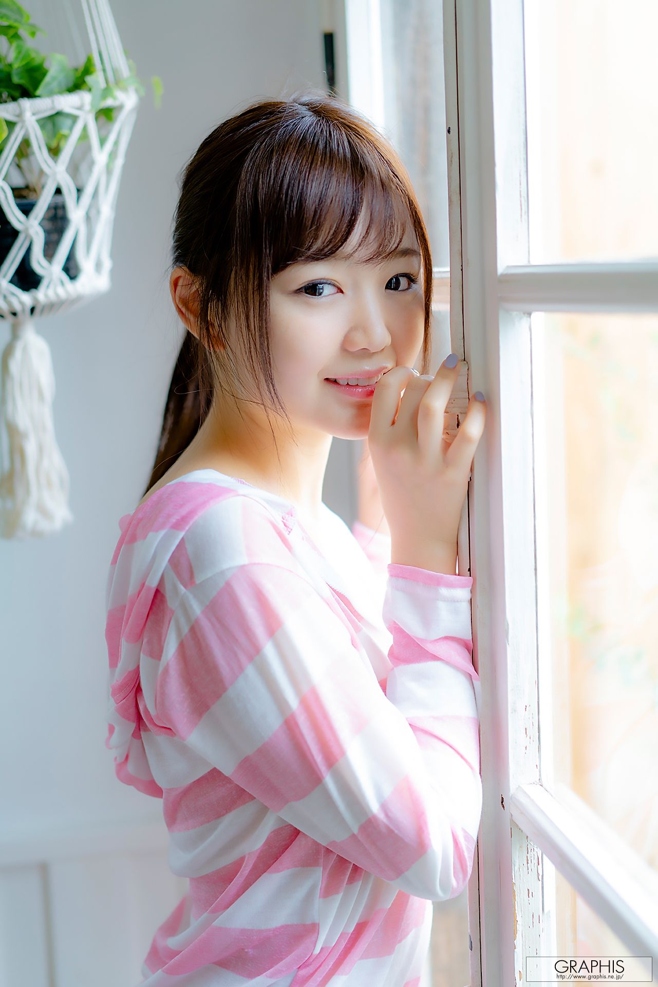 [Graphis] Gals437 Nono Yuki 結城のの Soothing Girl