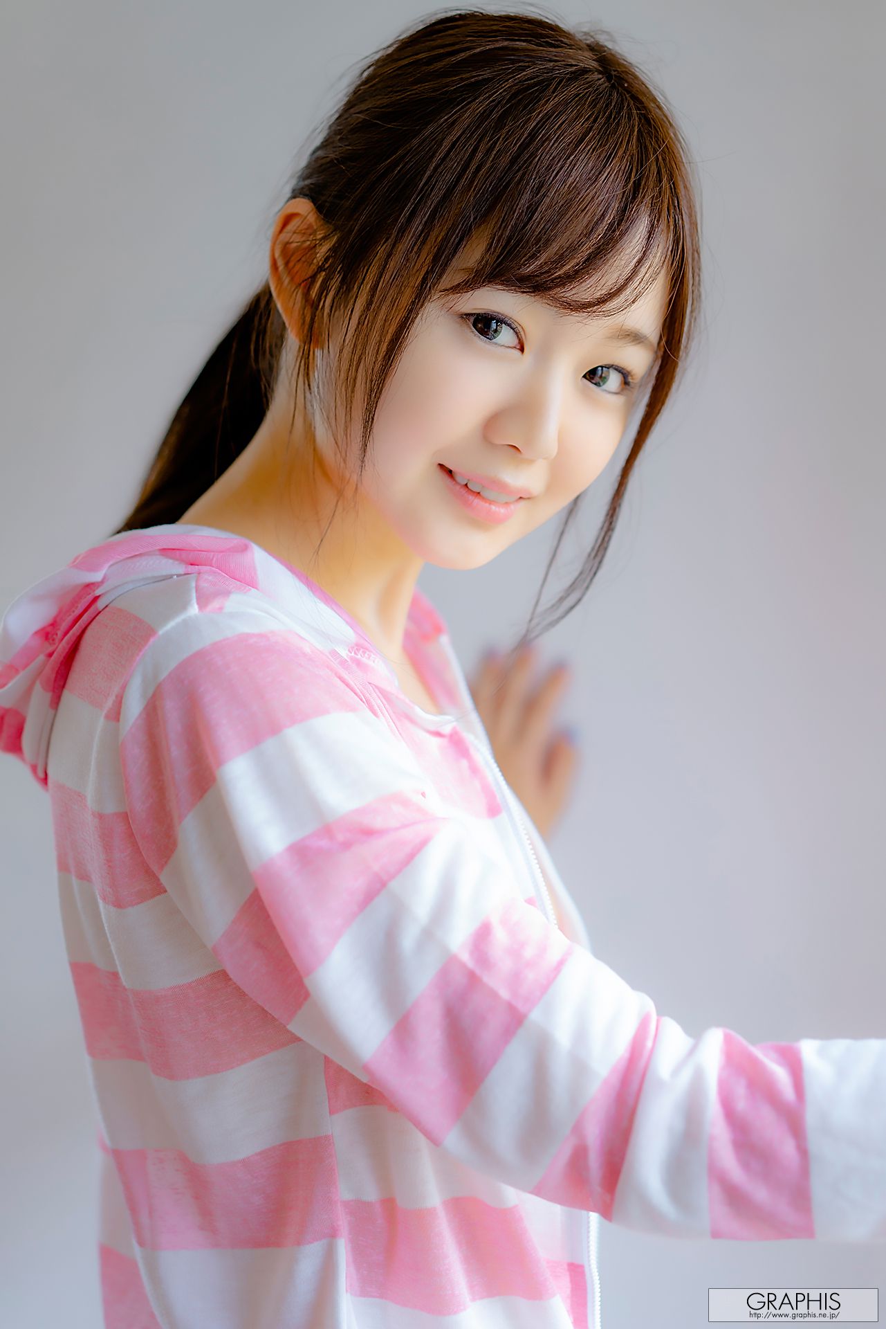 [Graphis] Gals437 Nono Yuki 結城のの Soothing Girl