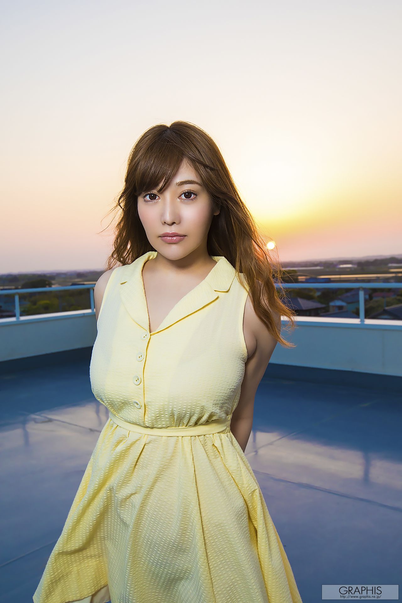 [Graphis] 每日一枚 Mia Masuzaka 益坂美亜