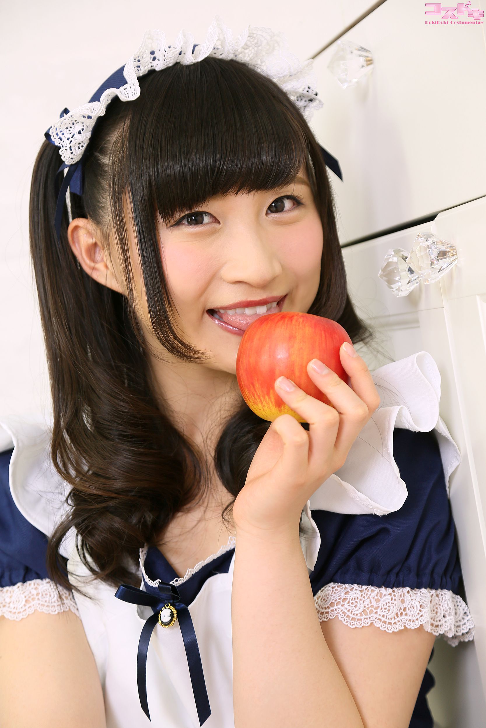 [Cosdoki] Mina Suzumoto 鈴本みな suzumotomina_pic_maid1