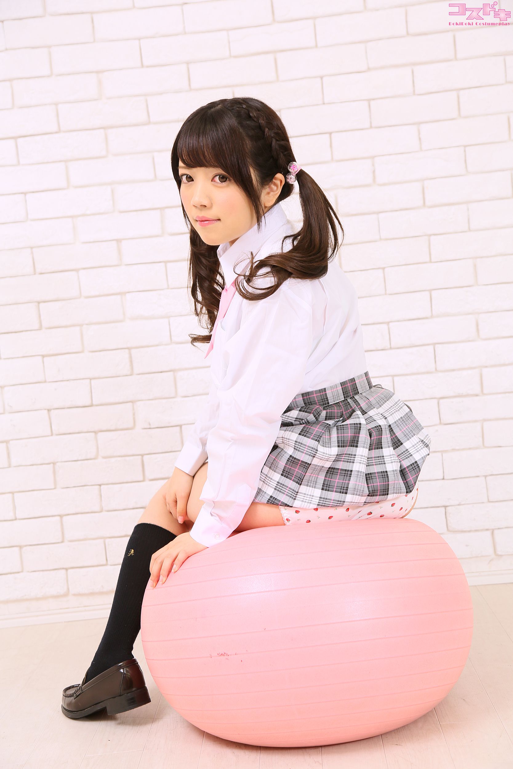 [Cosdoki] Rika Takahashi 高橋りか takahashirika_pic_seifuku1