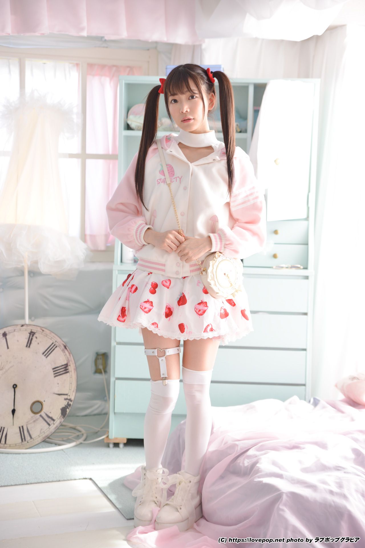 [LOVEPOP] Tatsumi Sina 辰巳シーナ Photoset 05