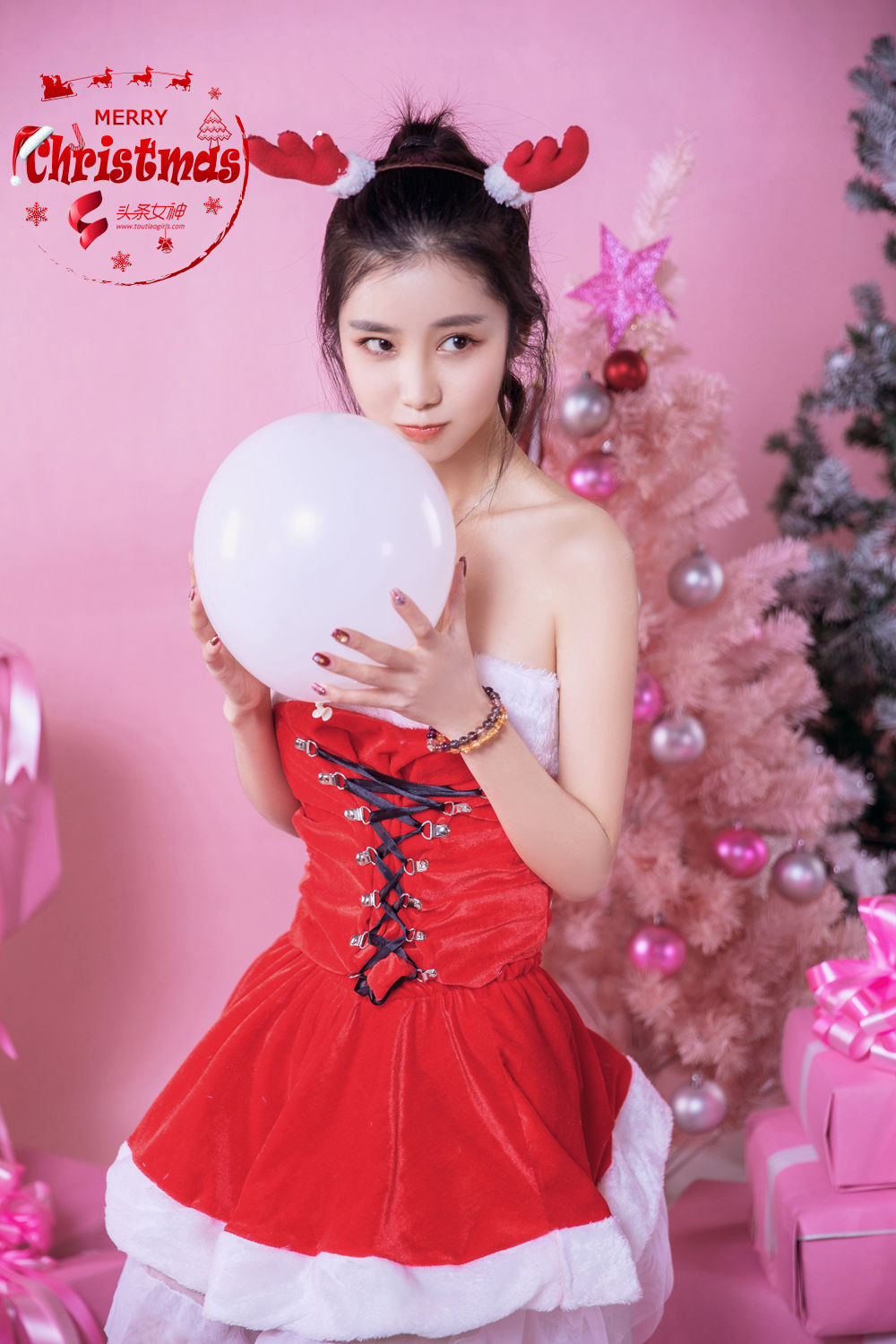 [头条女神TouTiao]  2018圣诞节快乐