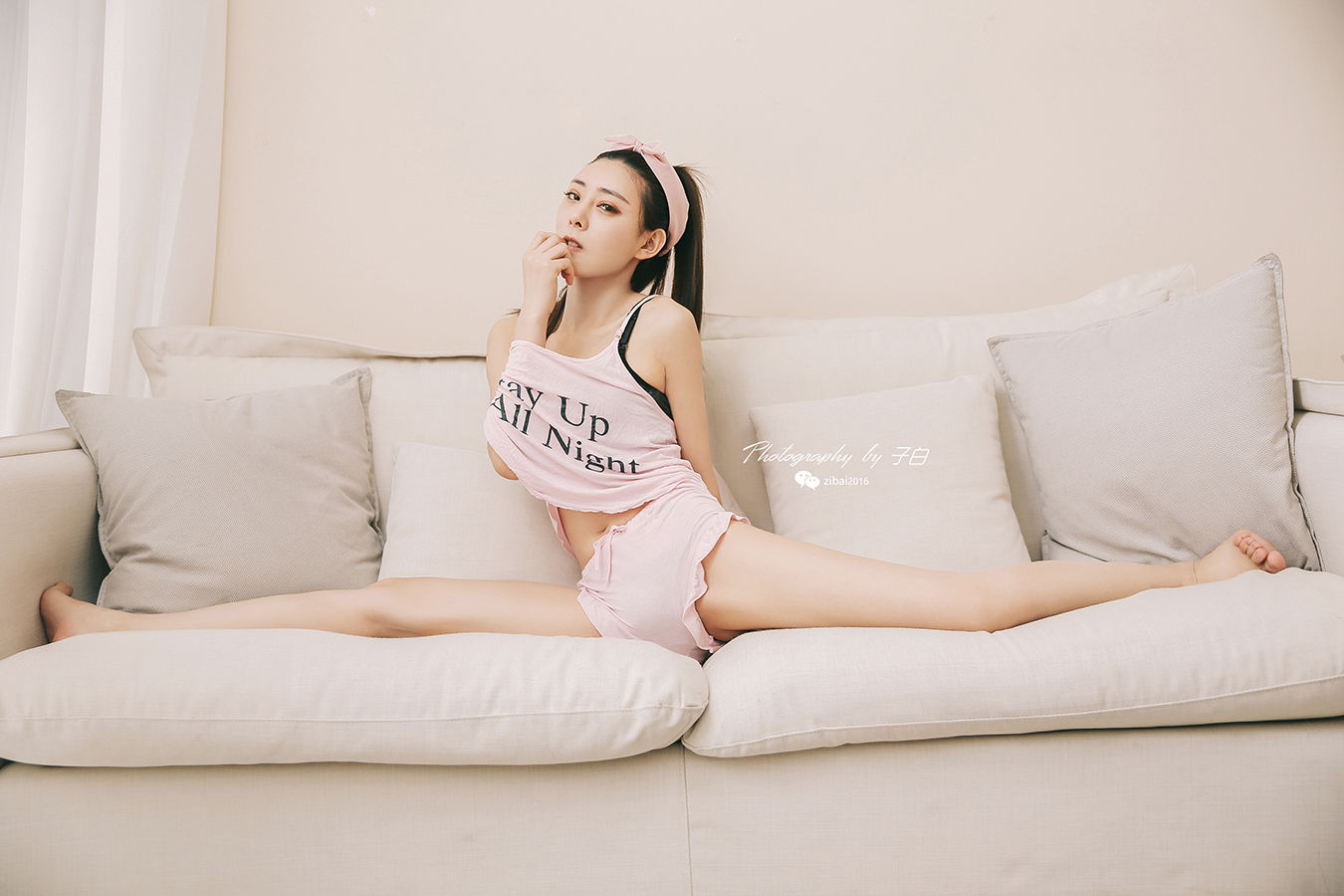 [头条女神TouTiao]  莫晓希 好有爱的清晨！！