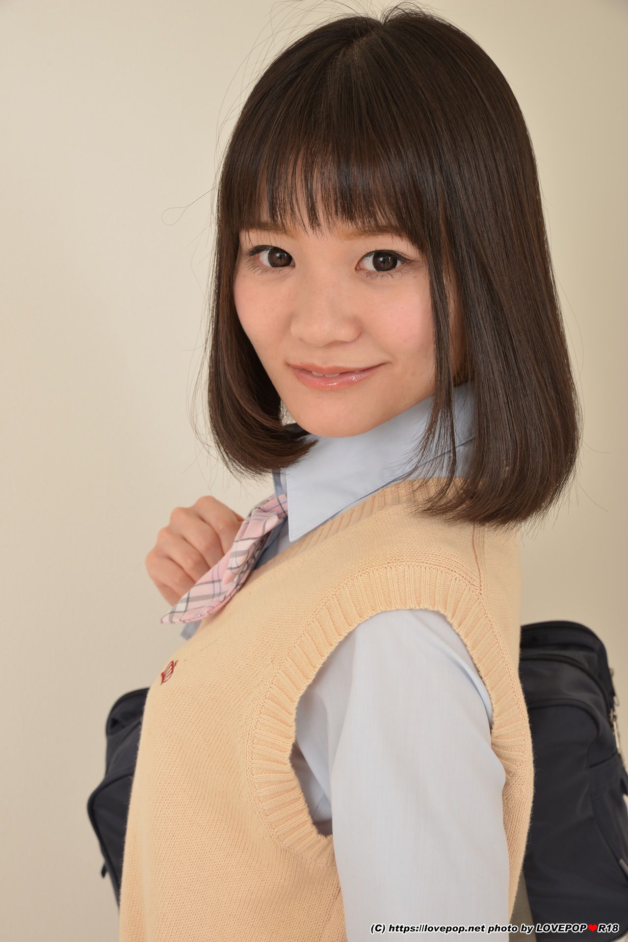 [LOVEPOP] Kaede Nishiyama 西山楓 Photoset 01
