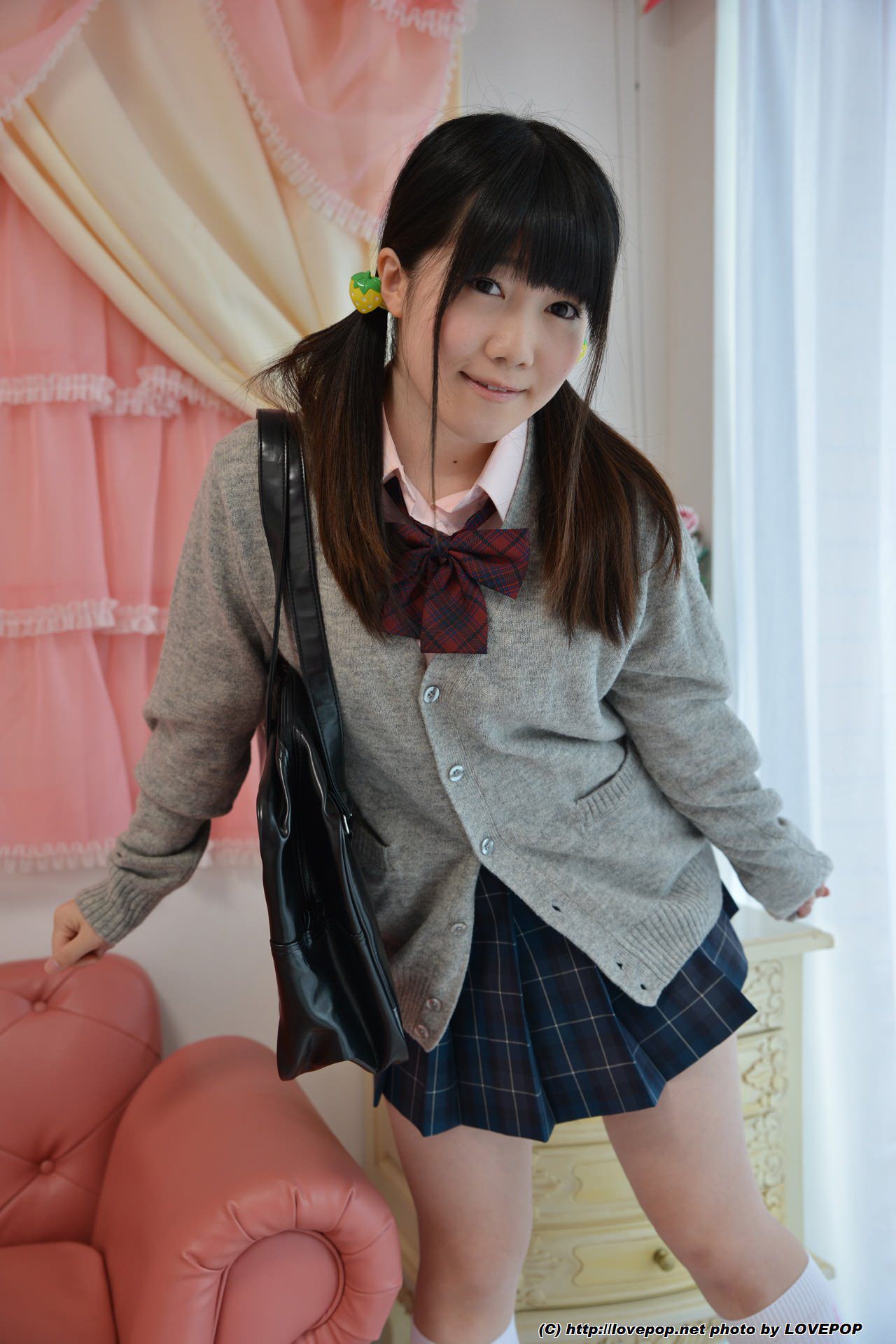 [LOVEPOP] Momo Watanabe 渡辺もも Photoset 02
