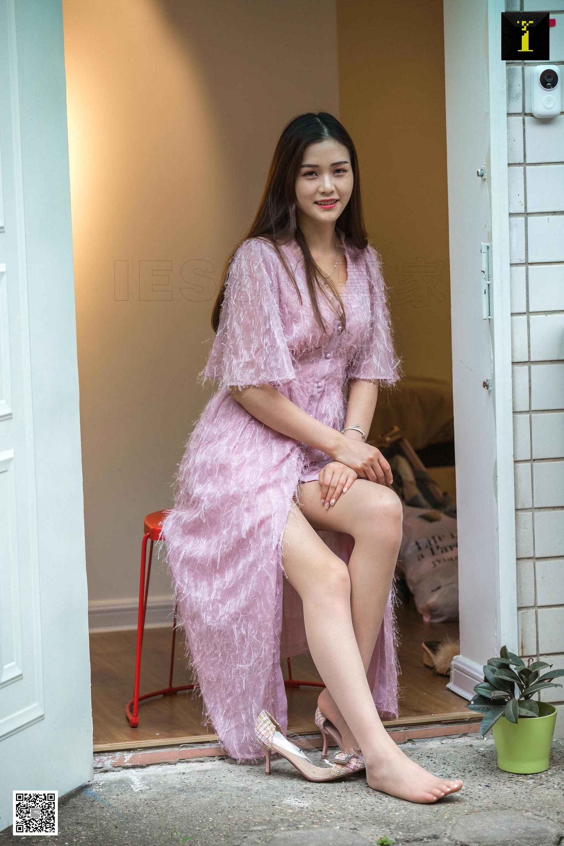 [异思趣向IESS] 模特 九妹 《九妹的粉色长裙》