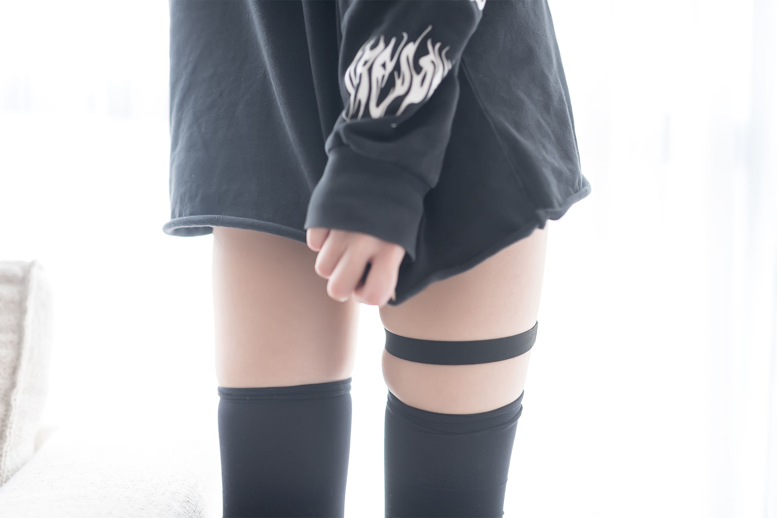[风之领域] NO.017 金发美女黑色诱惑