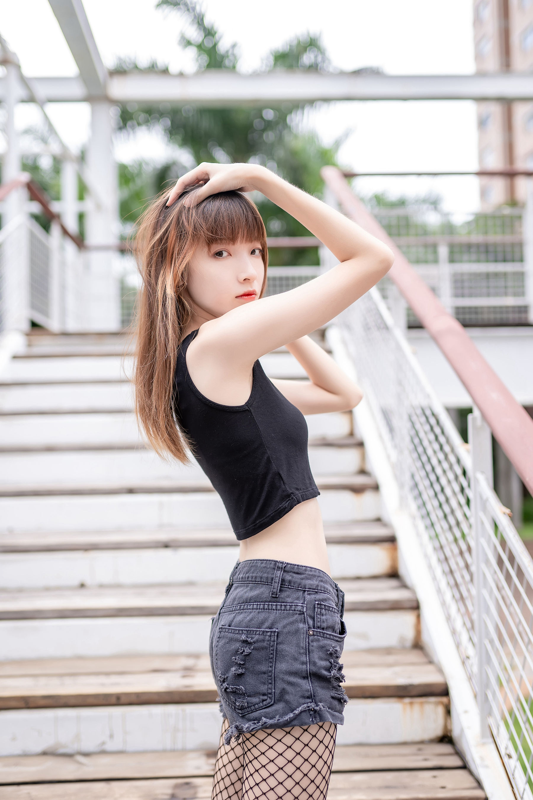 [风之领域] NO.094 祖木子 超短牛仔短裤黑网袜