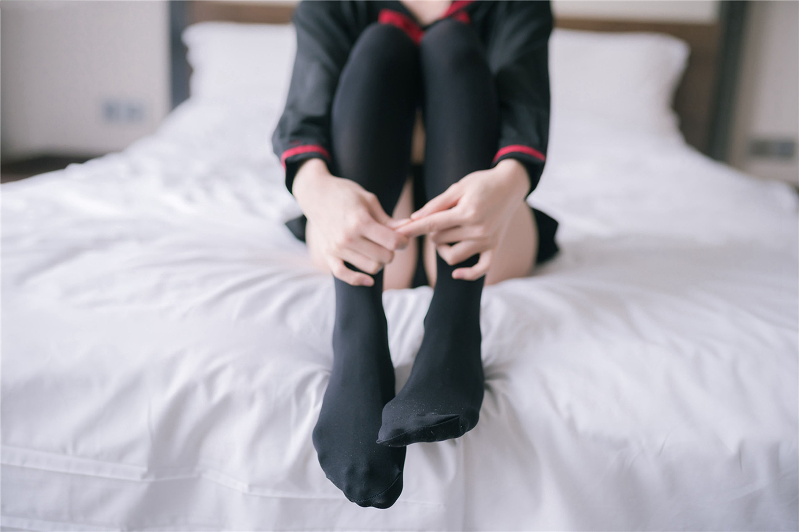 [风之领域] NO.119 超短情趣制服黑丝长腿