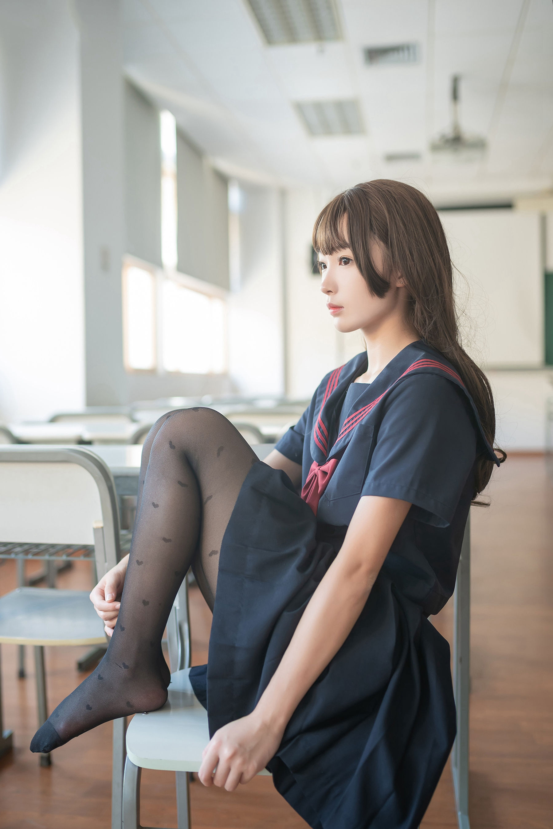 [风之领域] NO.127 爱心黑丝学妹