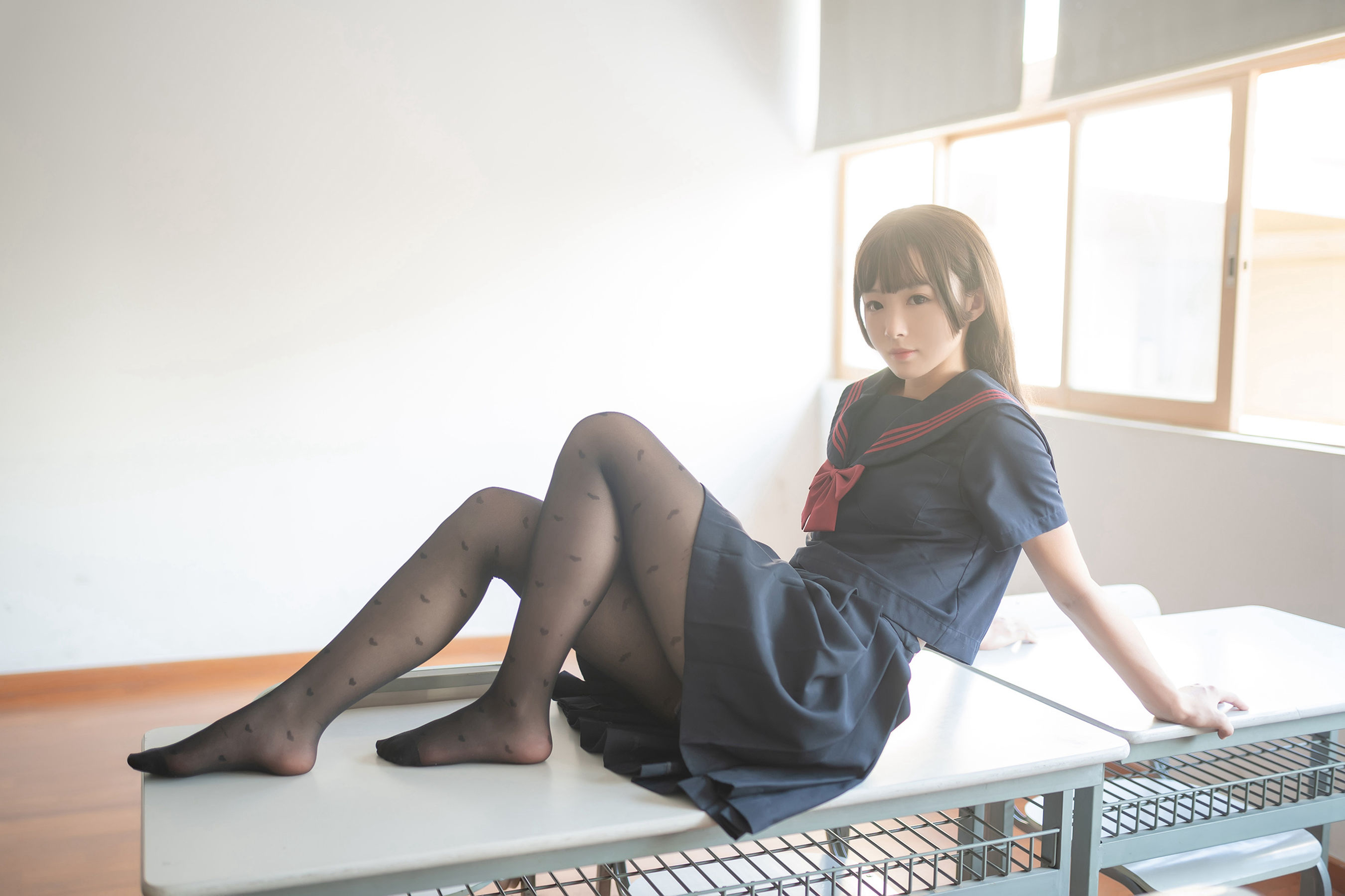 [风之领域] NO.127 爱心黑丝学妹