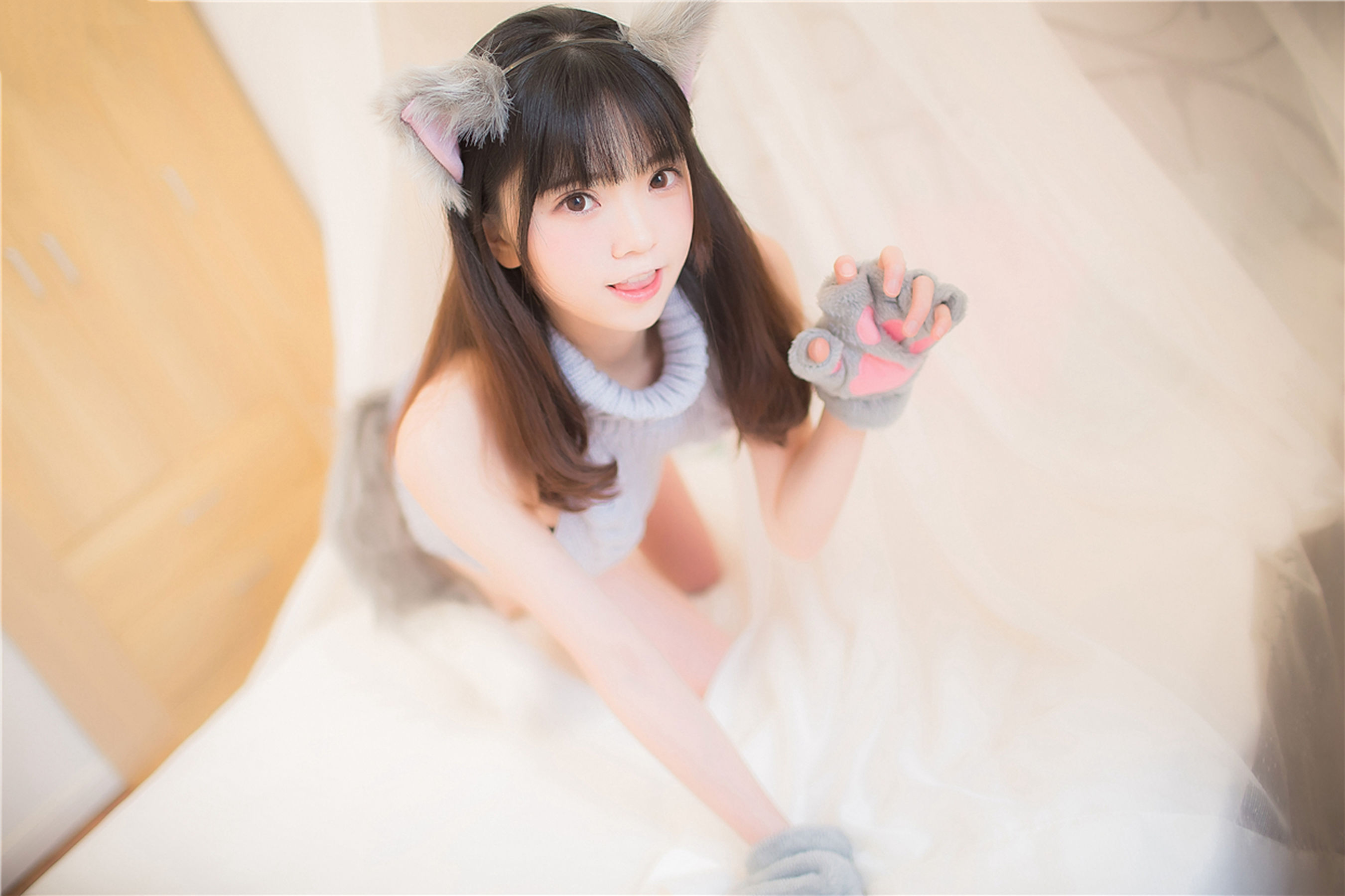 [风之领域] NO.128 露背毛衣熊女孩
