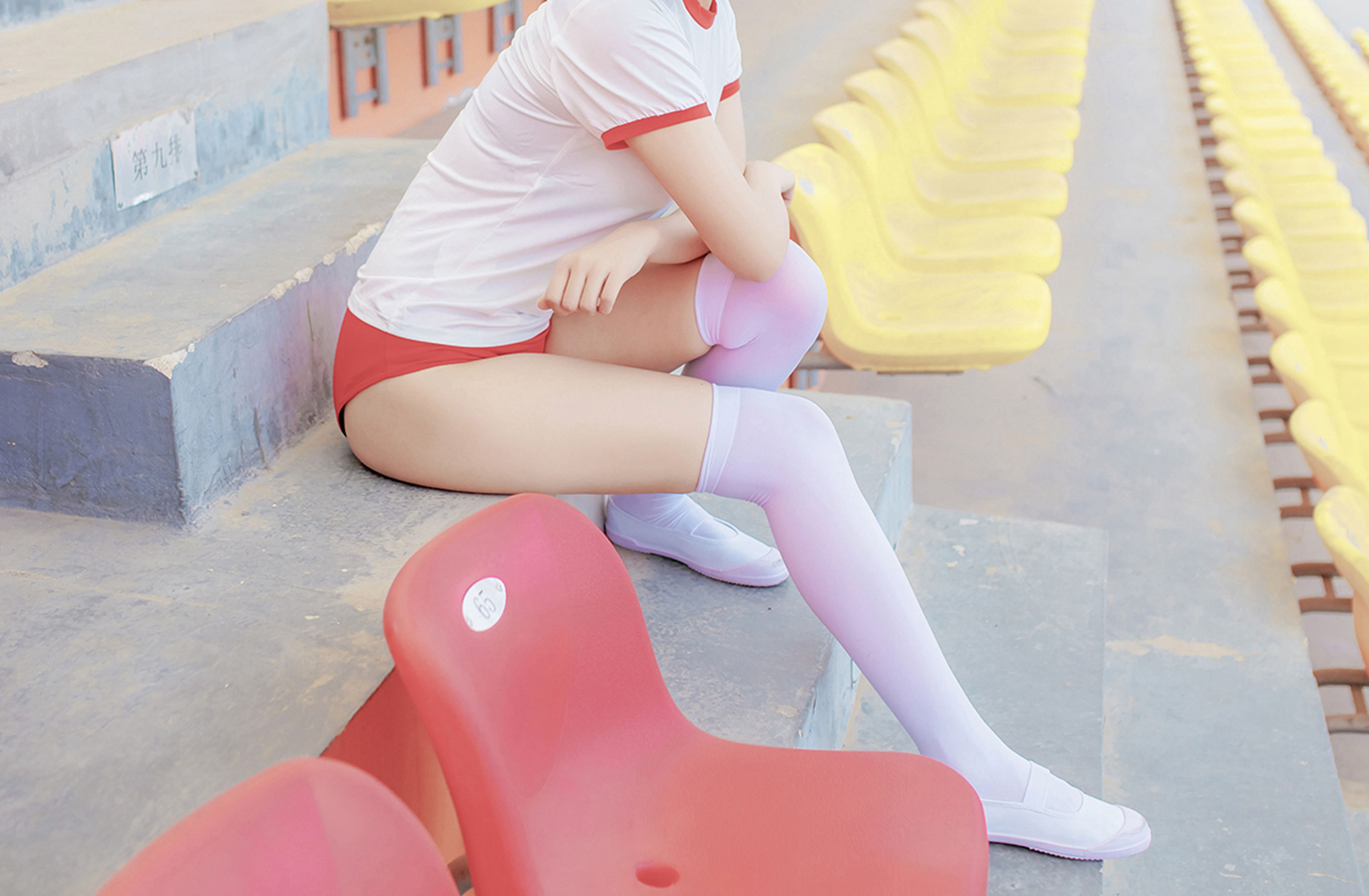 [风之领域] NO.132 体操服少女的过膝白丝