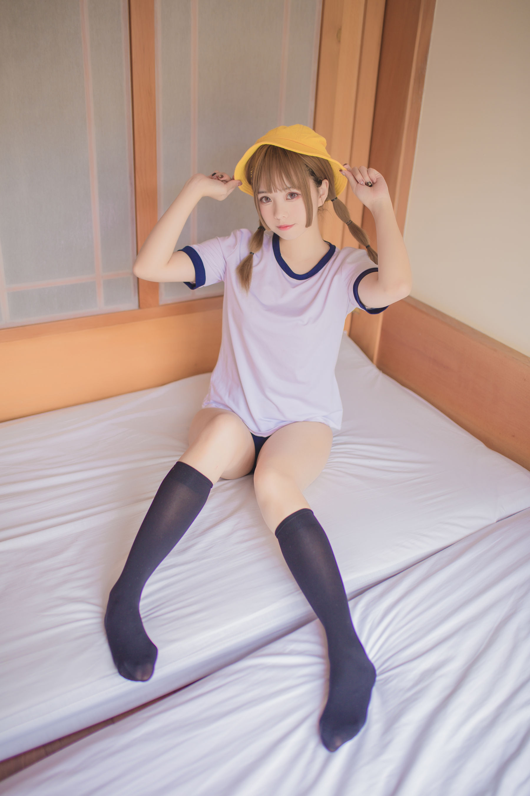 [萝莉COS] Yoko宅夏 《妹汤物语(校服)》