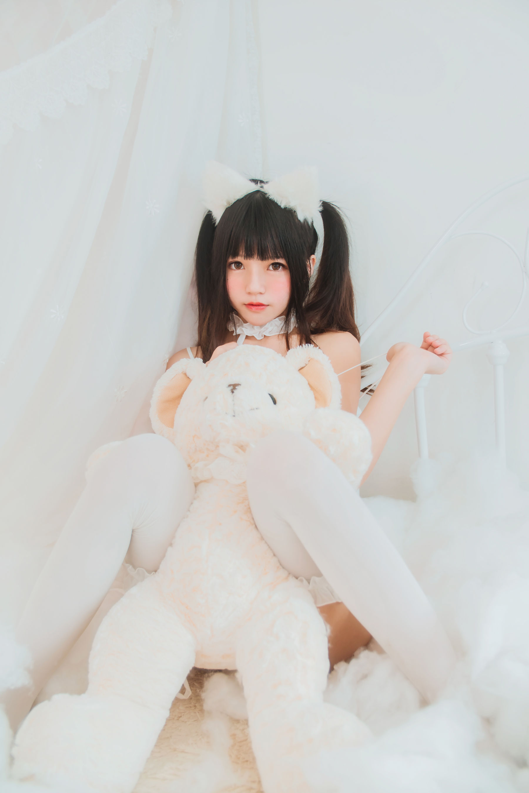 [萝莉COS] 桜桃喵《白猫》