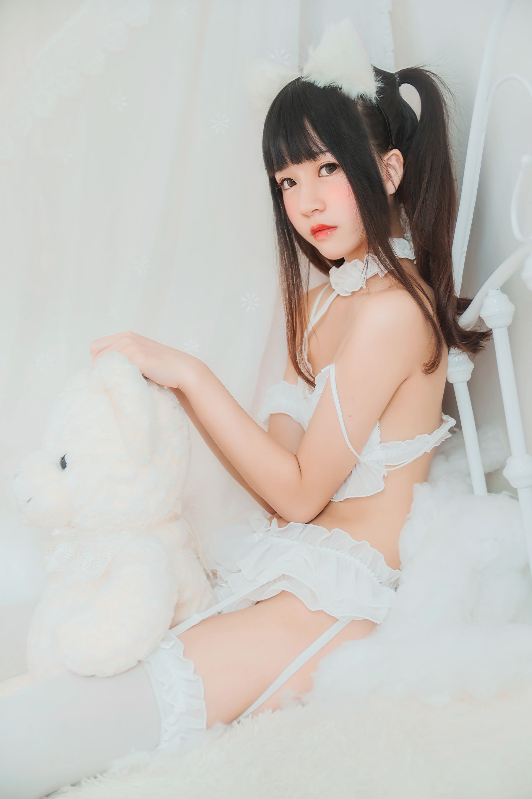 [萝莉COS] 桜桃喵《白猫》