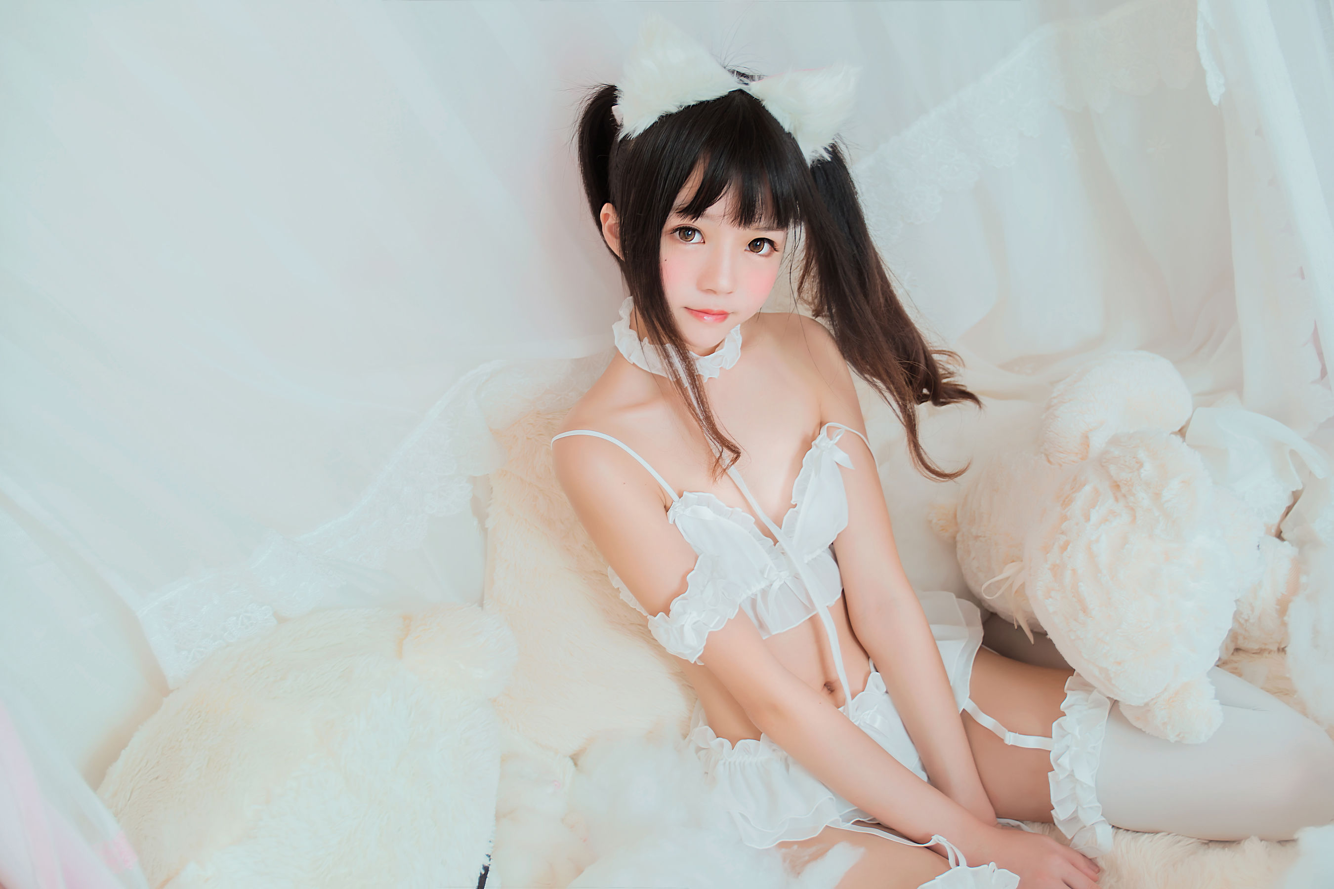 [萝莉COS] 桜桃喵《白猫》