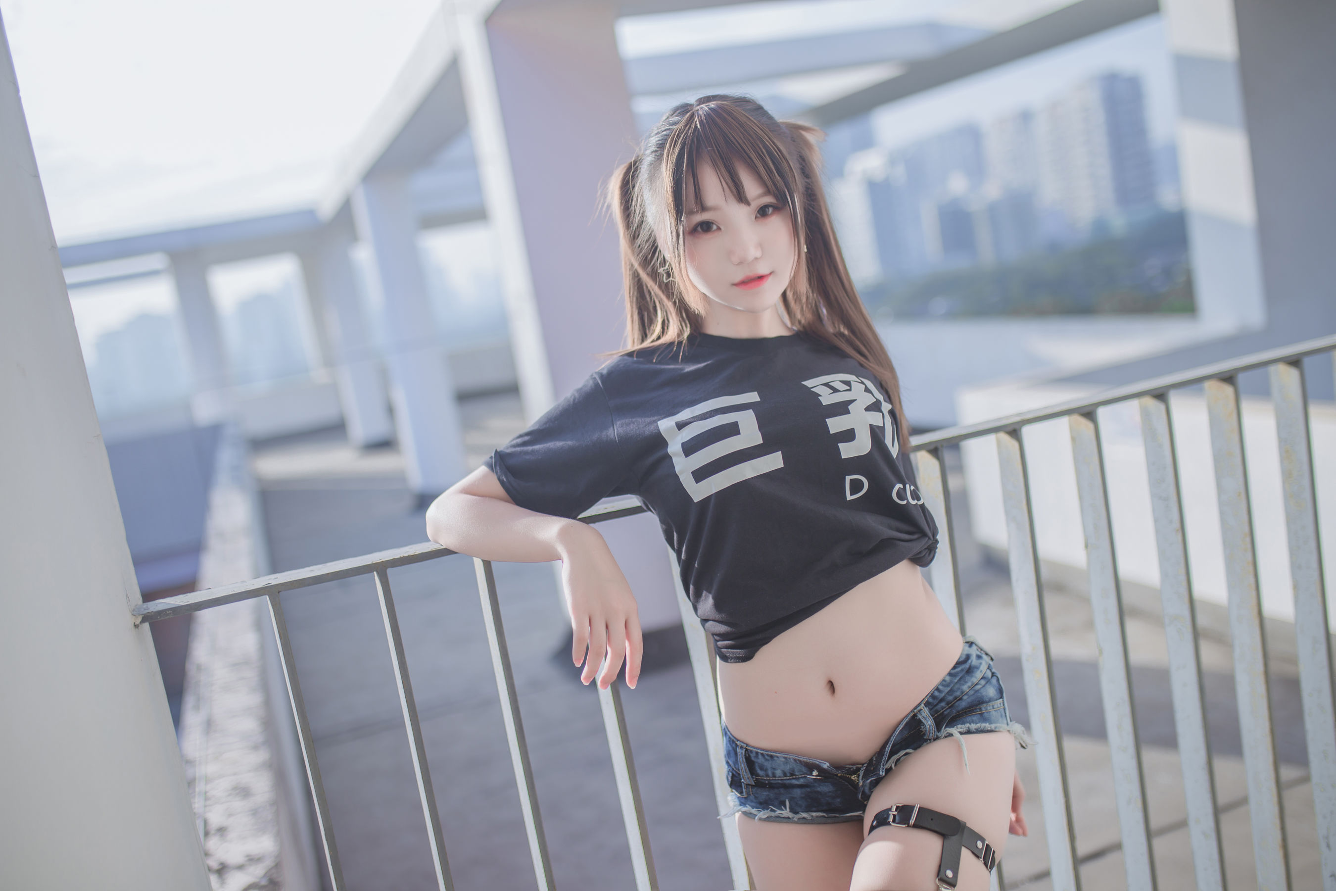 [萝莉COS] Yoko宅夏《巨乳》