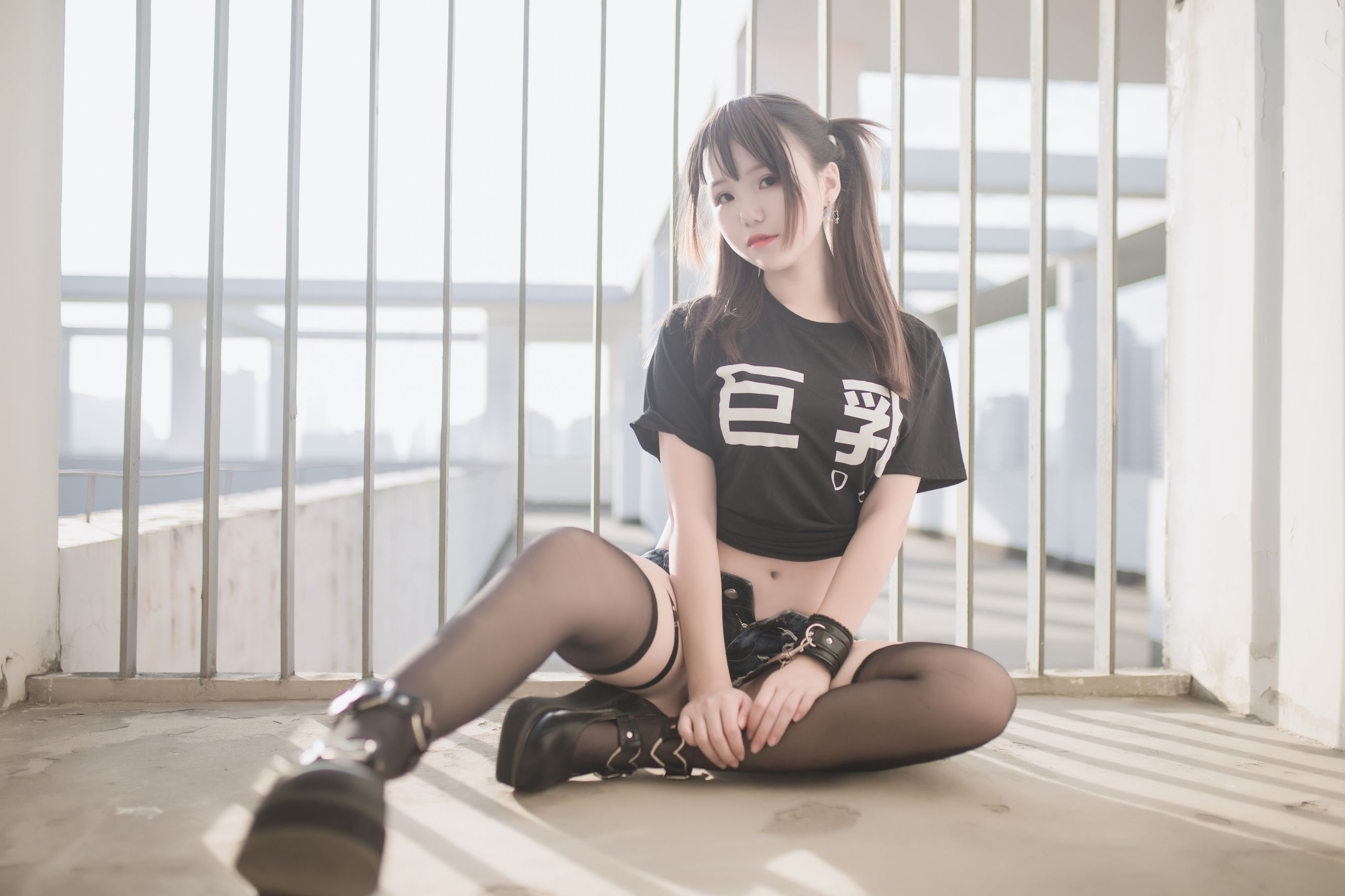[萝莉COS] Yoko宅夏《巨乳》