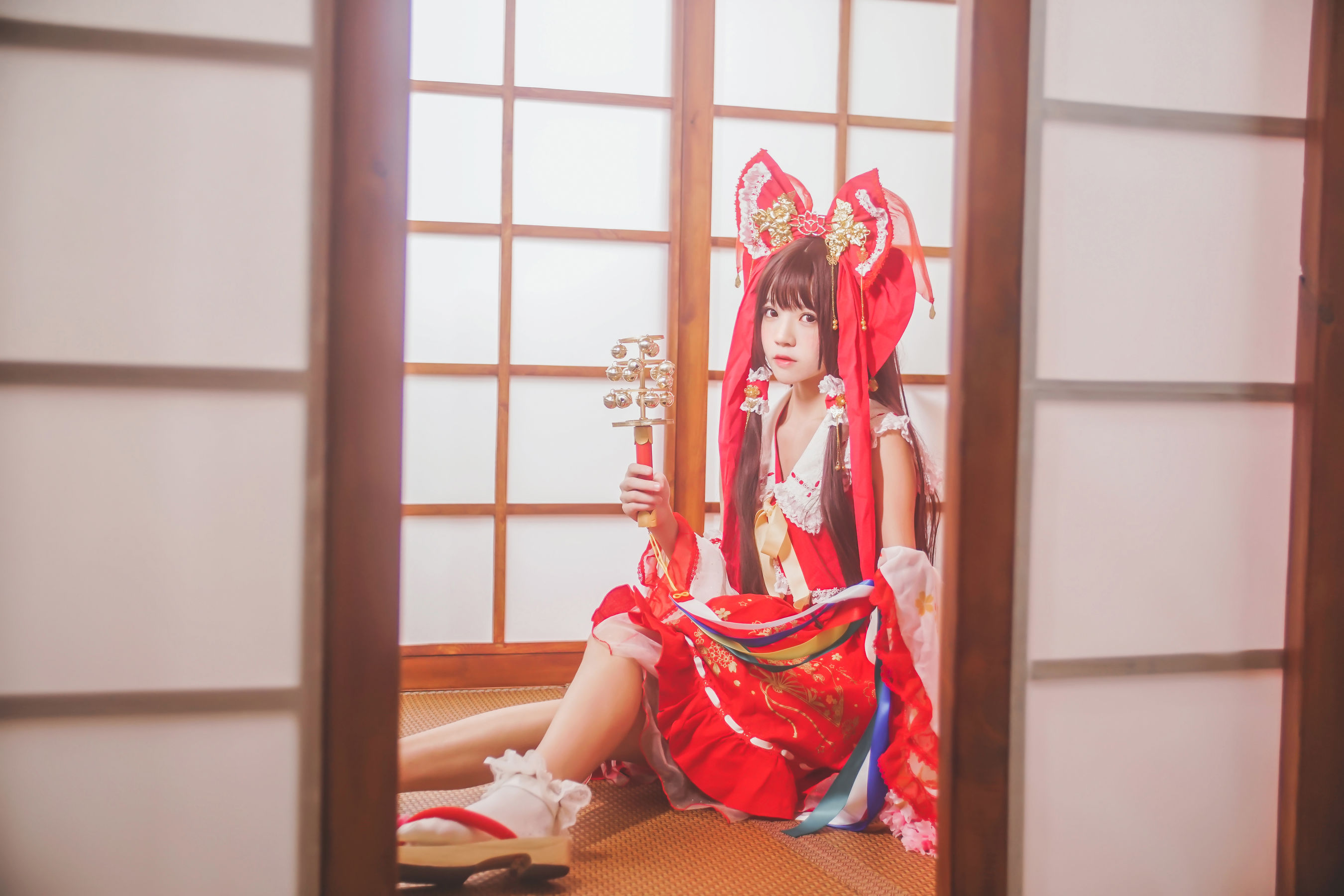 [萝莉COS] 疯猫ss《灵梦》