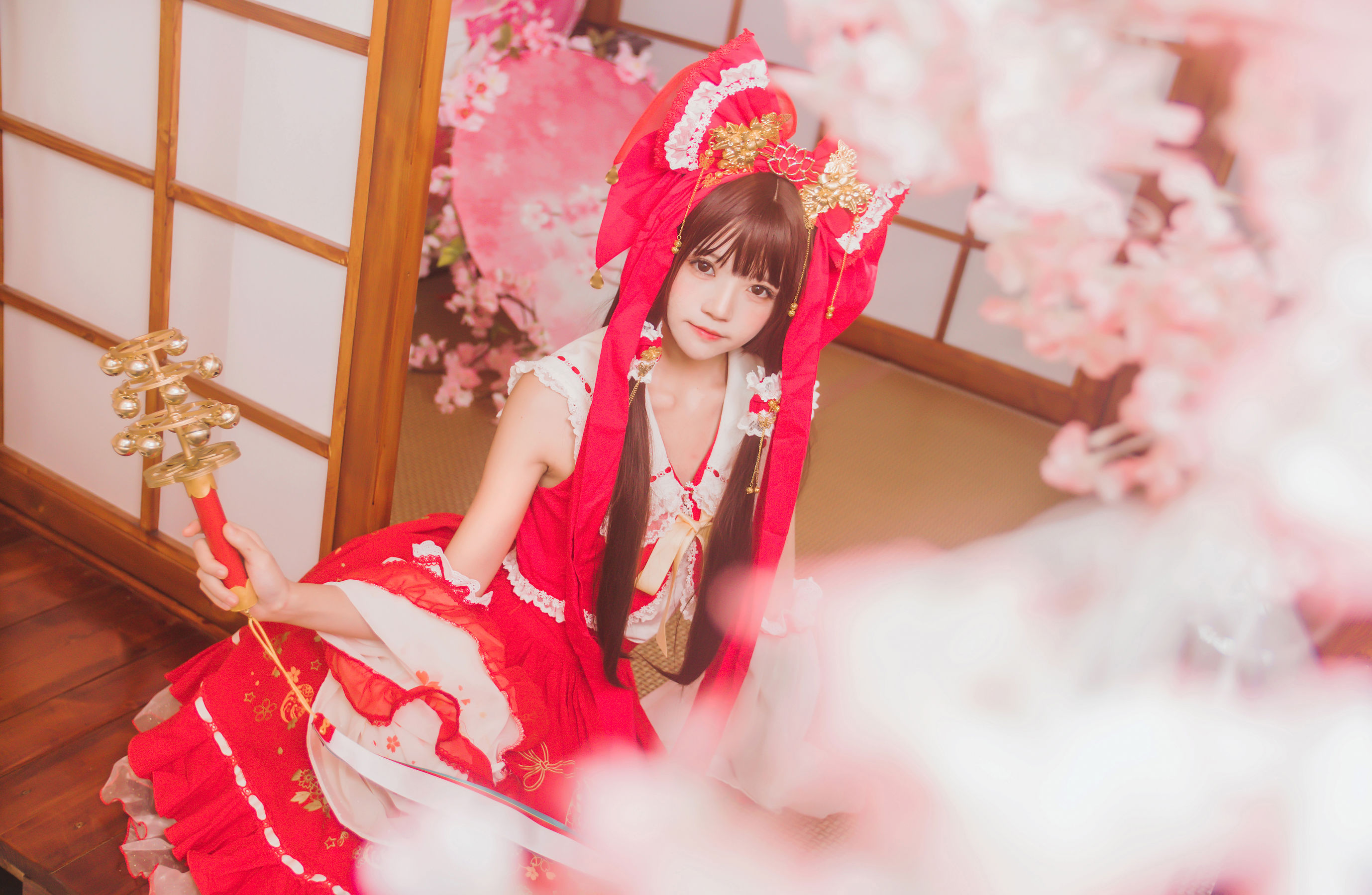 [萝莉COS] 疯猫ss《灵梦》
