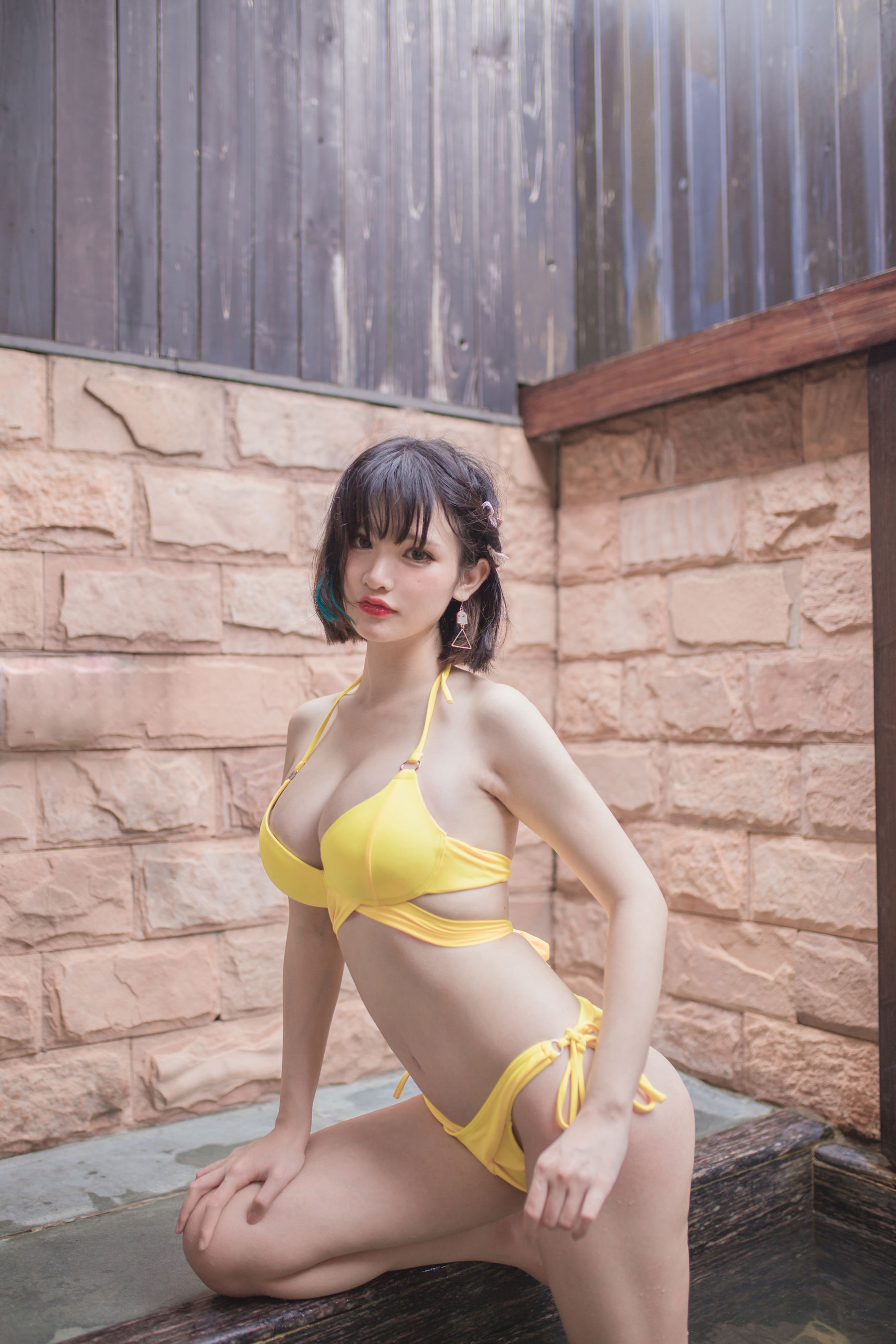 [萝莉COS] Yoko宅夏《妹汤物语(泳装)》