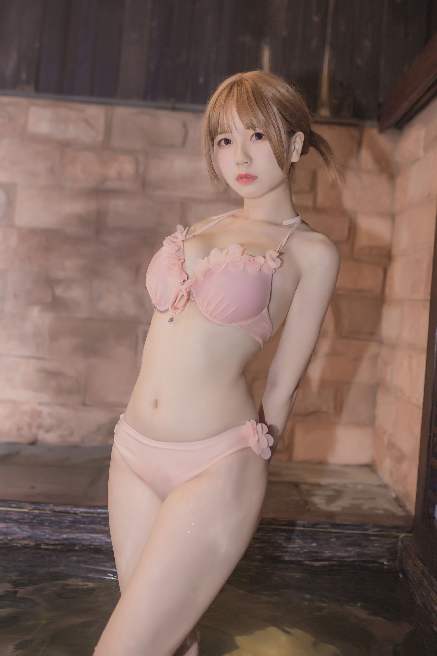 [萝莉COS] Yoko宅夏《妹汤物语(泳装)》