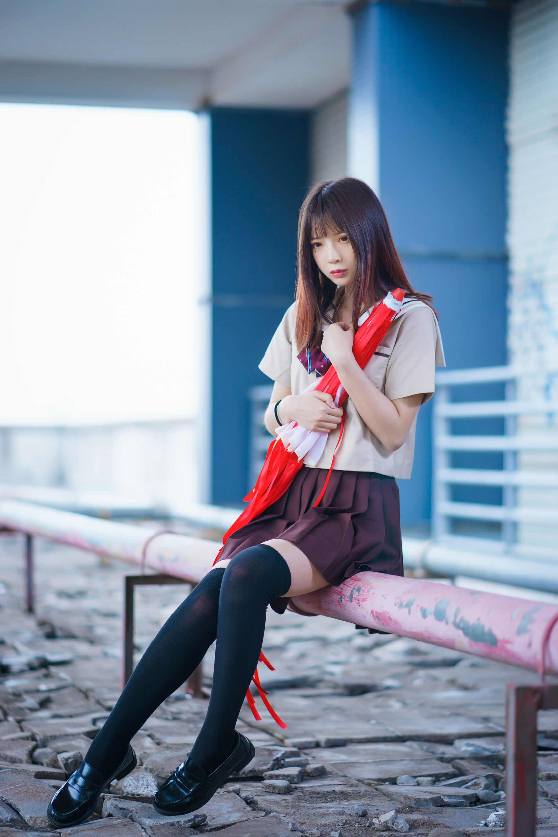 [萝莉COS] 疯猫ss《丝袜狂想曲(伞)》