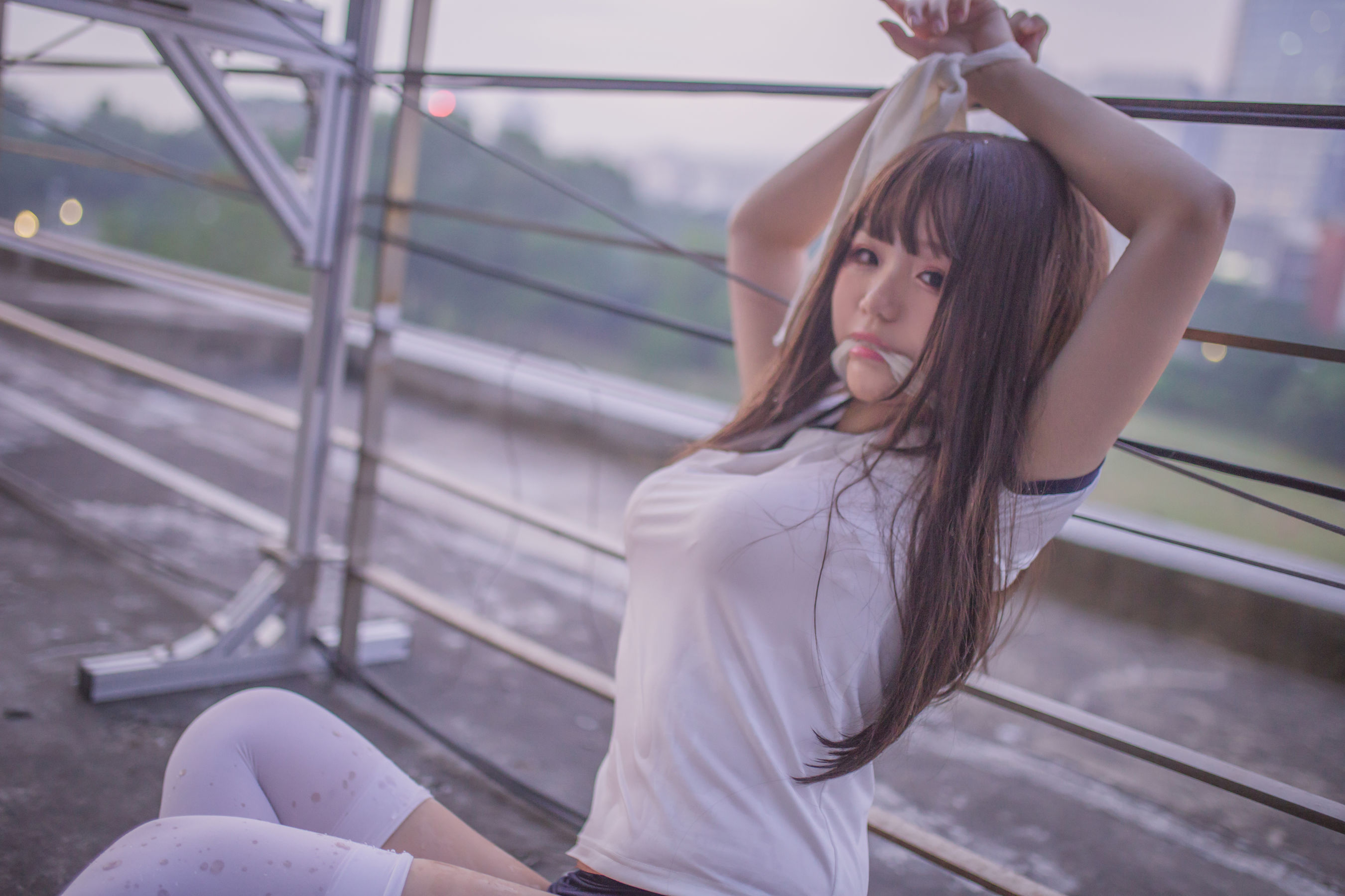 [萝莉COS] Yoko宅夏《白丝捆绑》