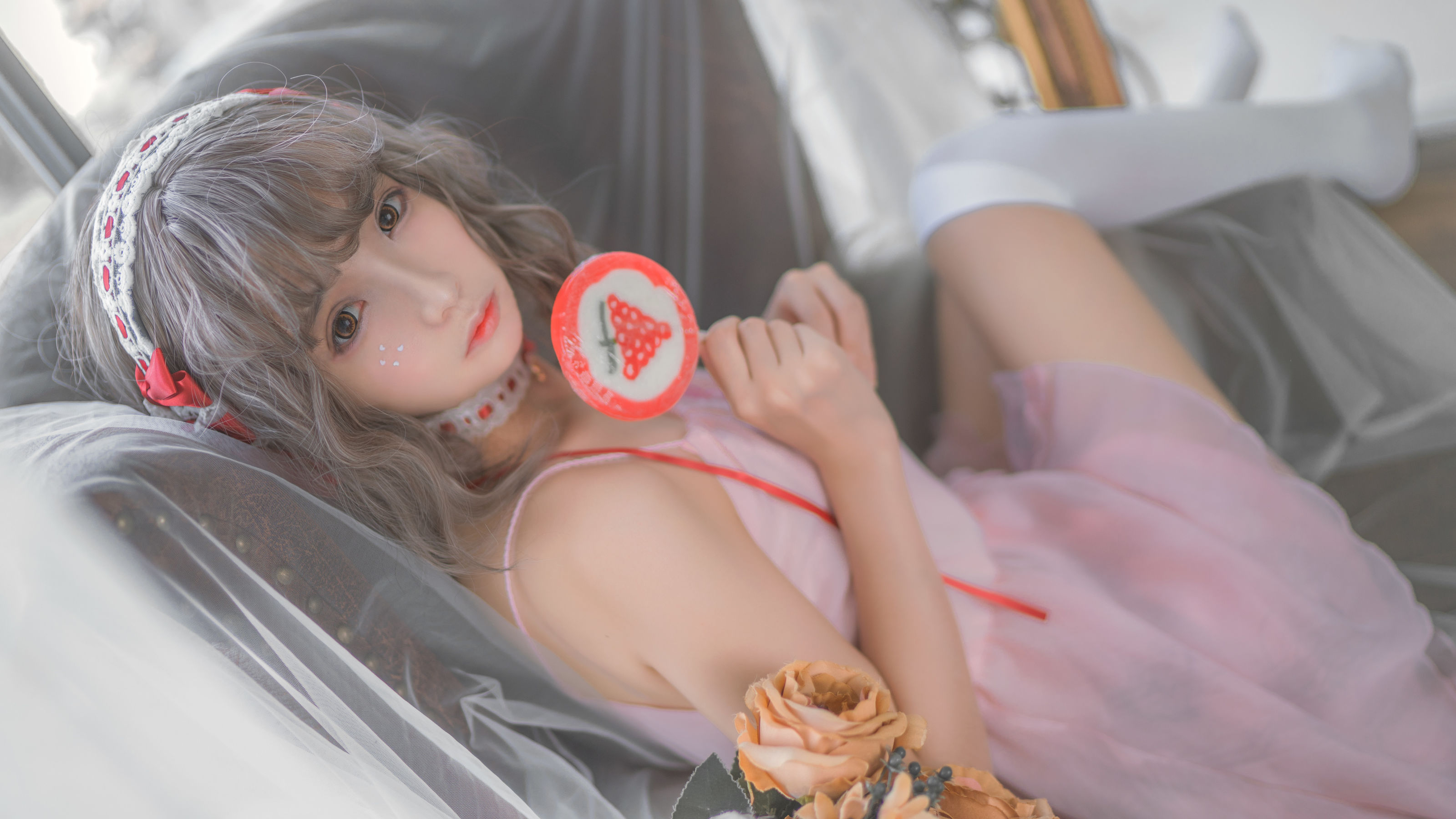 [萝莉COS] 疯猫ss《水手服和睡衣》