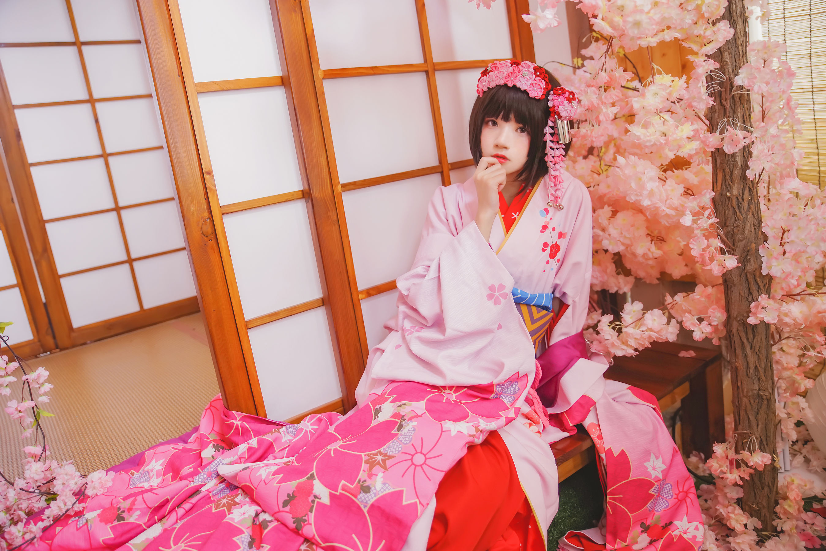 [萝莉COS] 桜桃喵《(加藤惠)和服》