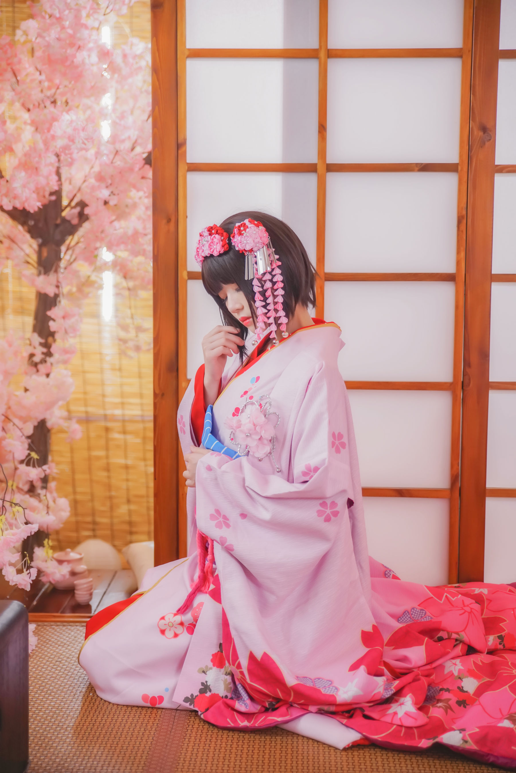 [萝莉COS] 桜桃喵《(加藤惠)和服》